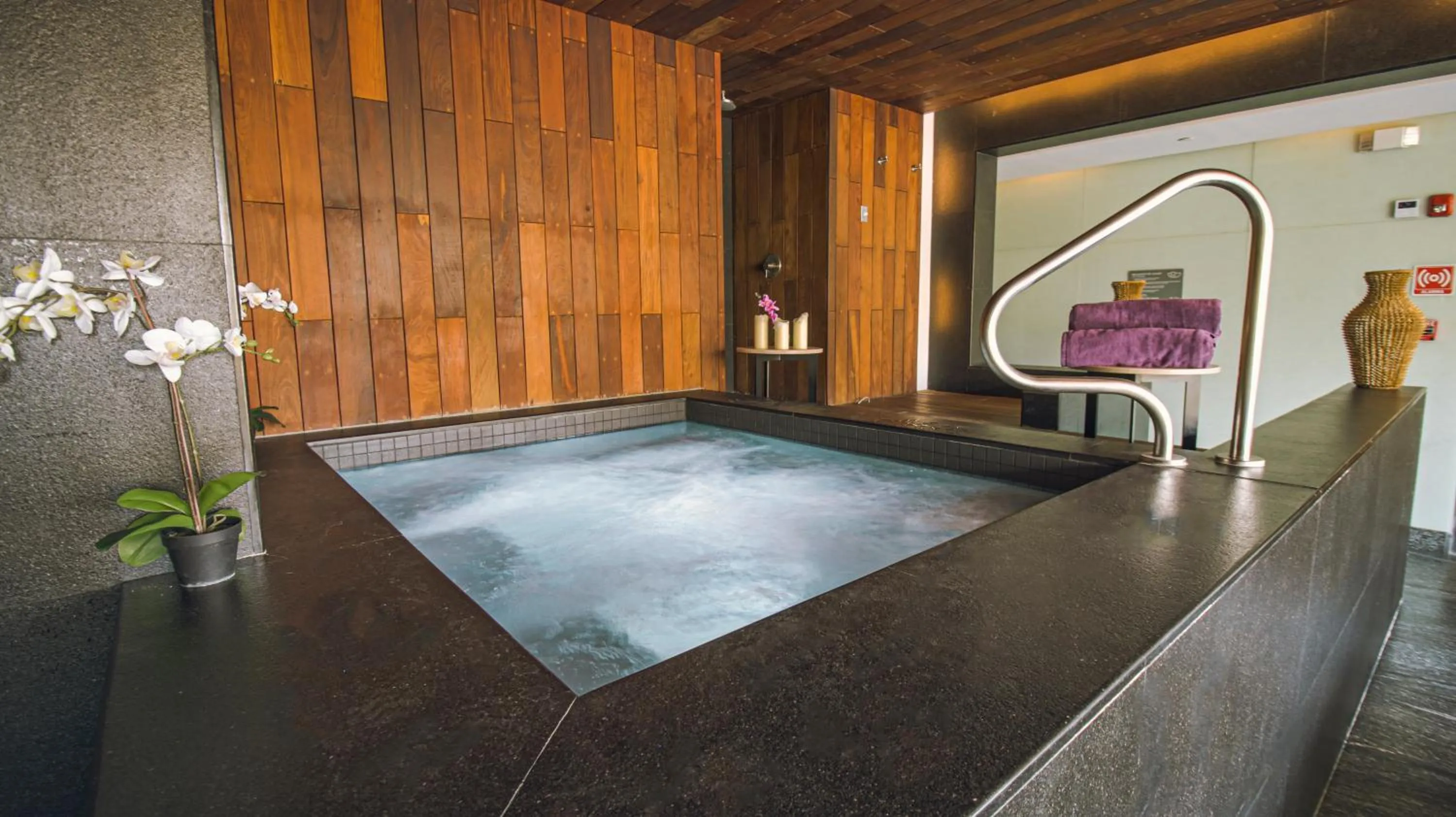 Spa and wellness centre/facilities in QUARTZ HOTEL & SPA