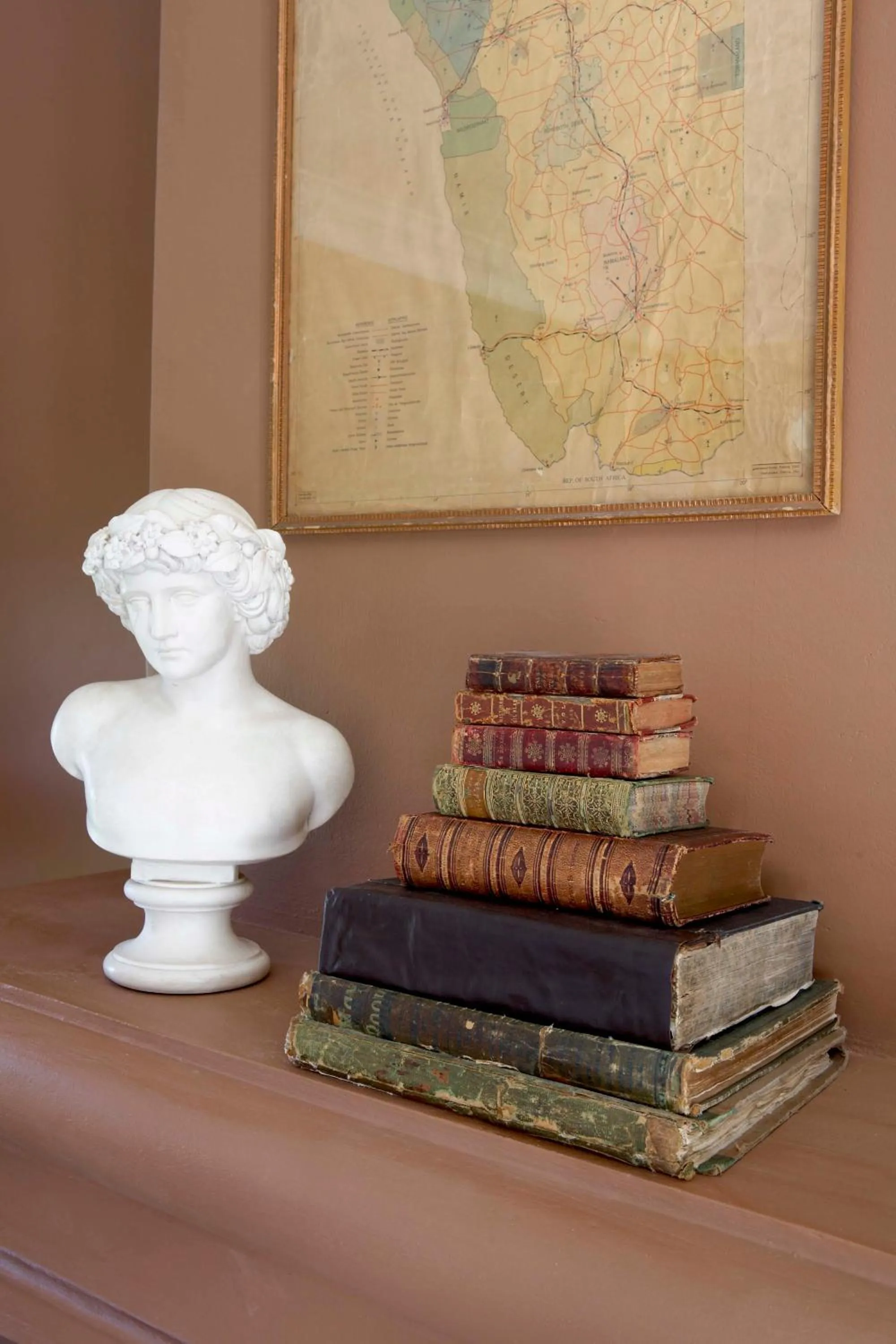 Decorative detail in Hawksmoor House