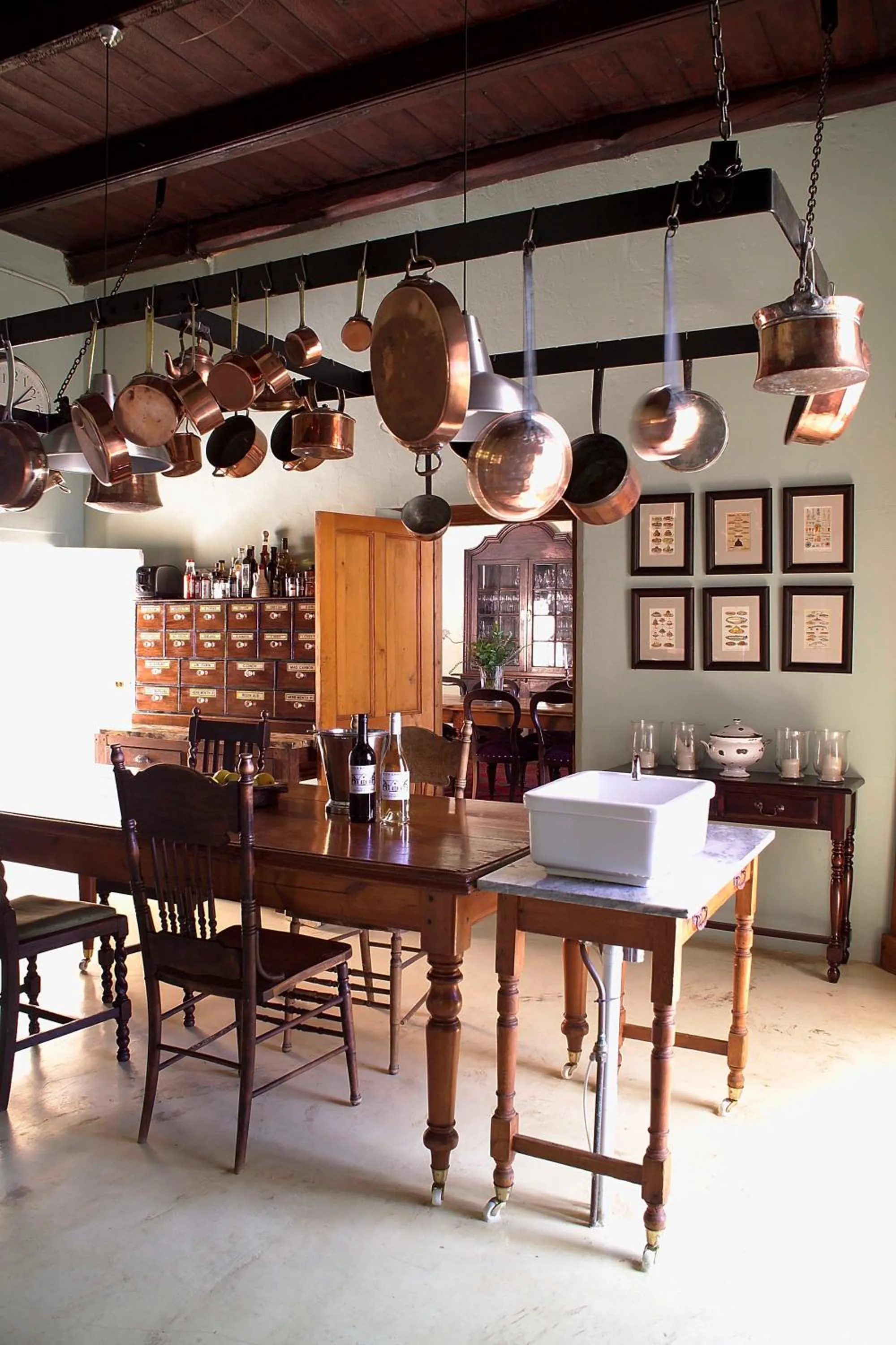 Kitchen or kitchenette in Hawksmoor House