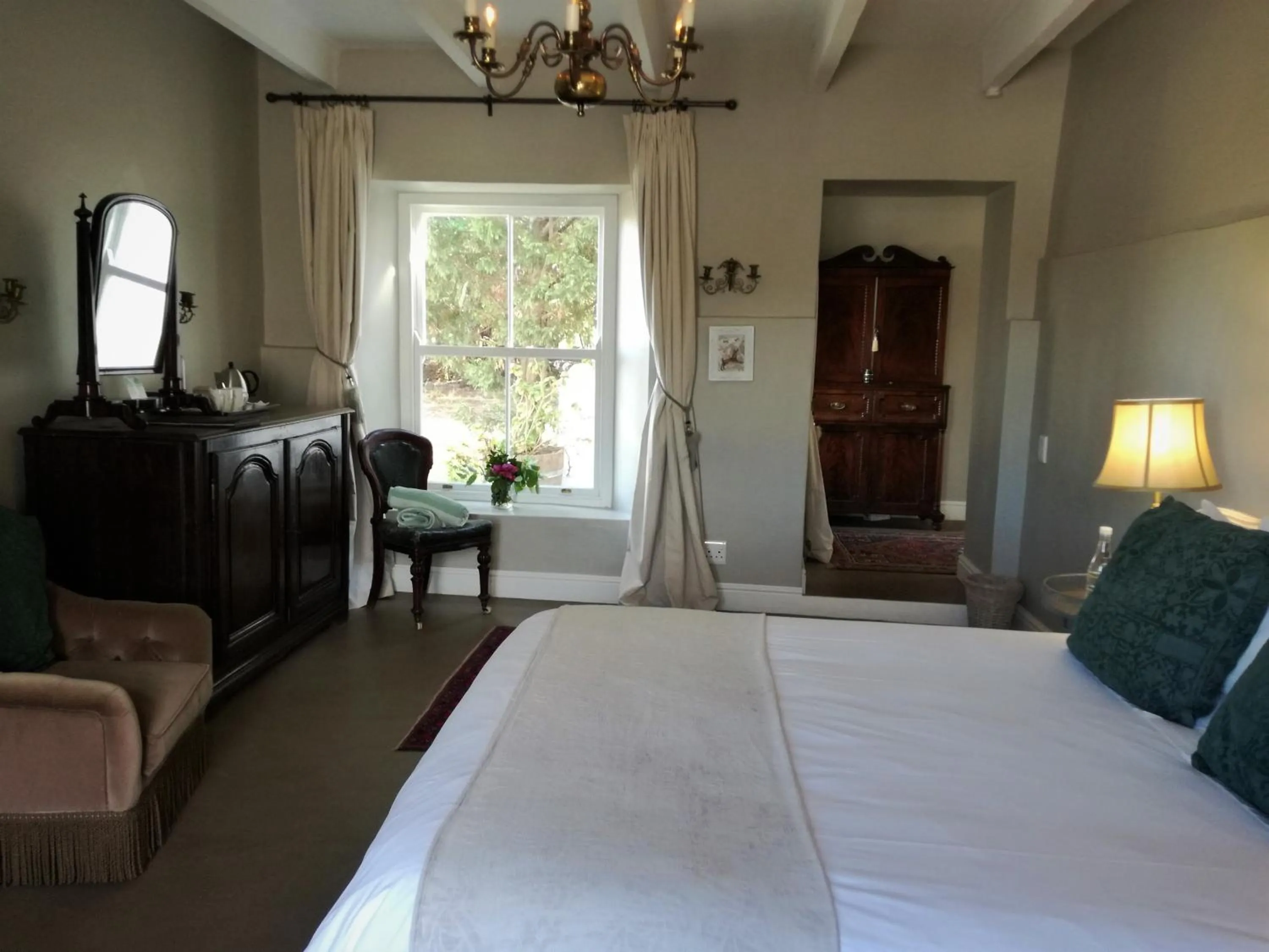 Coffee/tea facilities, Bed in Hawksmoor House