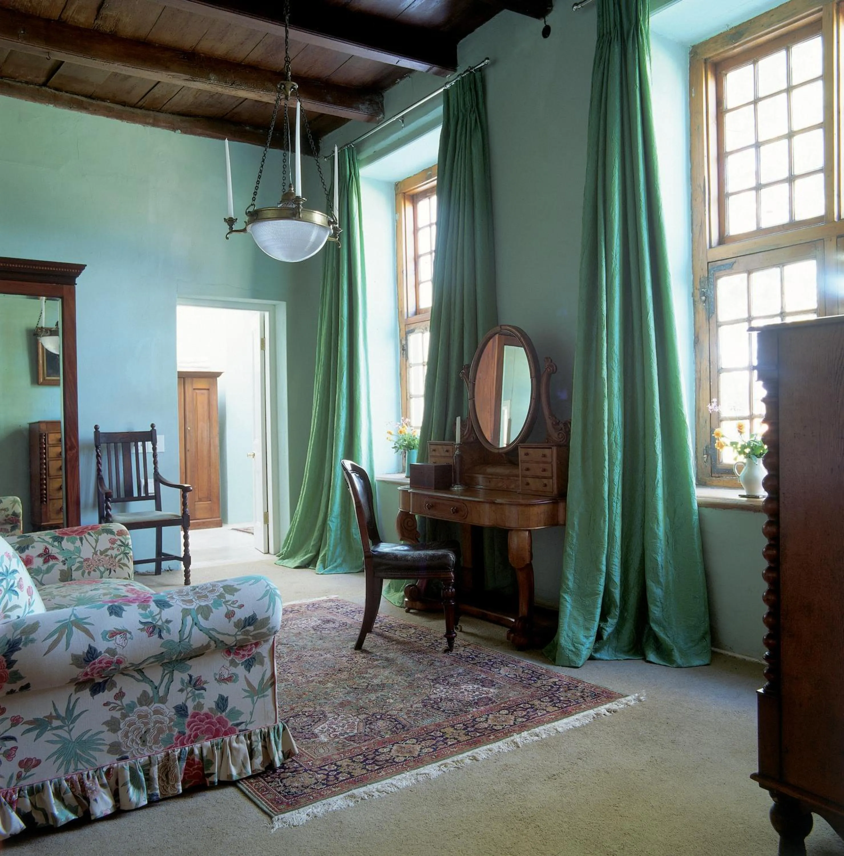 Standard Double Room in Hawksmoor House