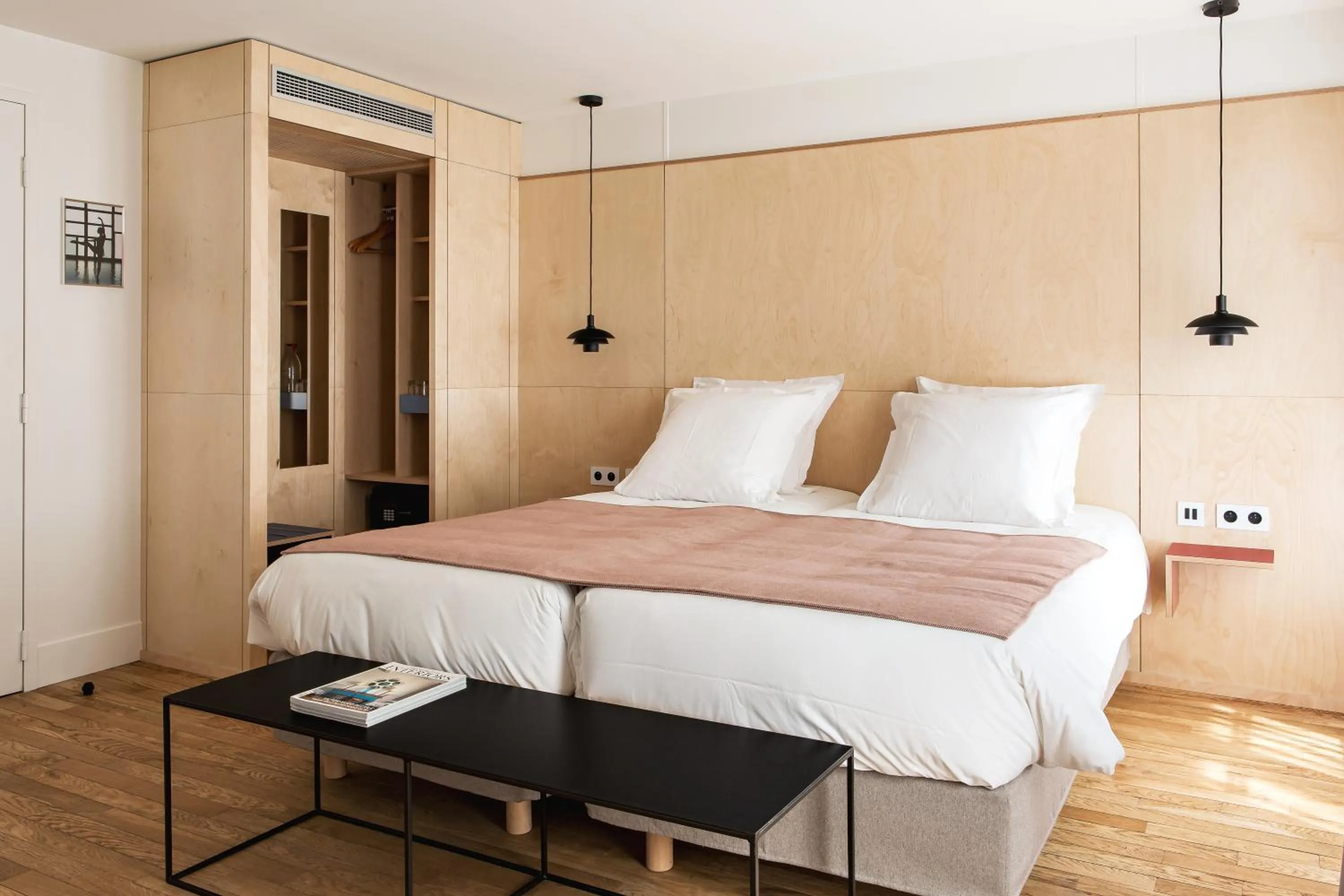 Bed in New Hotel Opéra