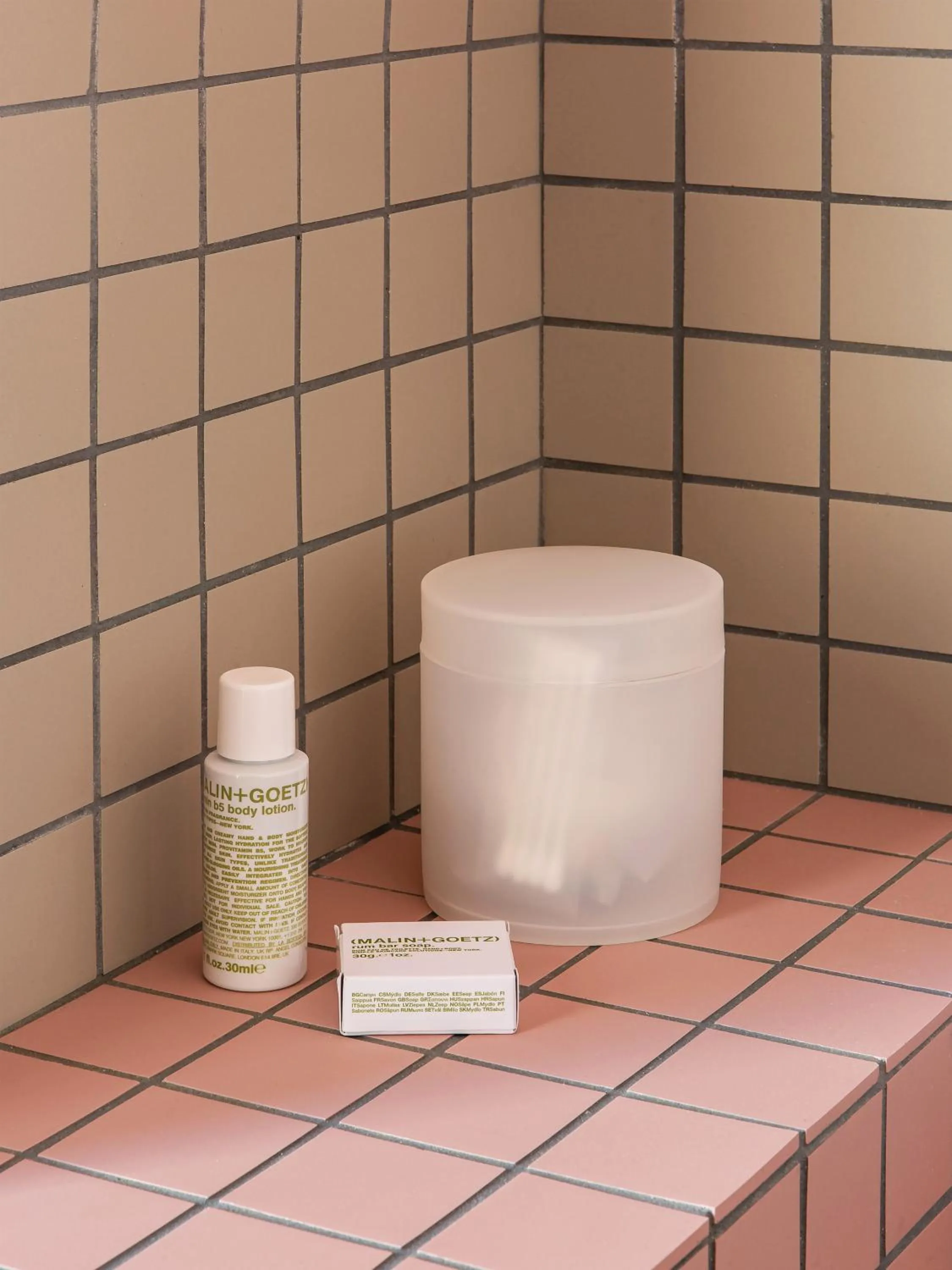 Bathroom in New Hotel Opéra