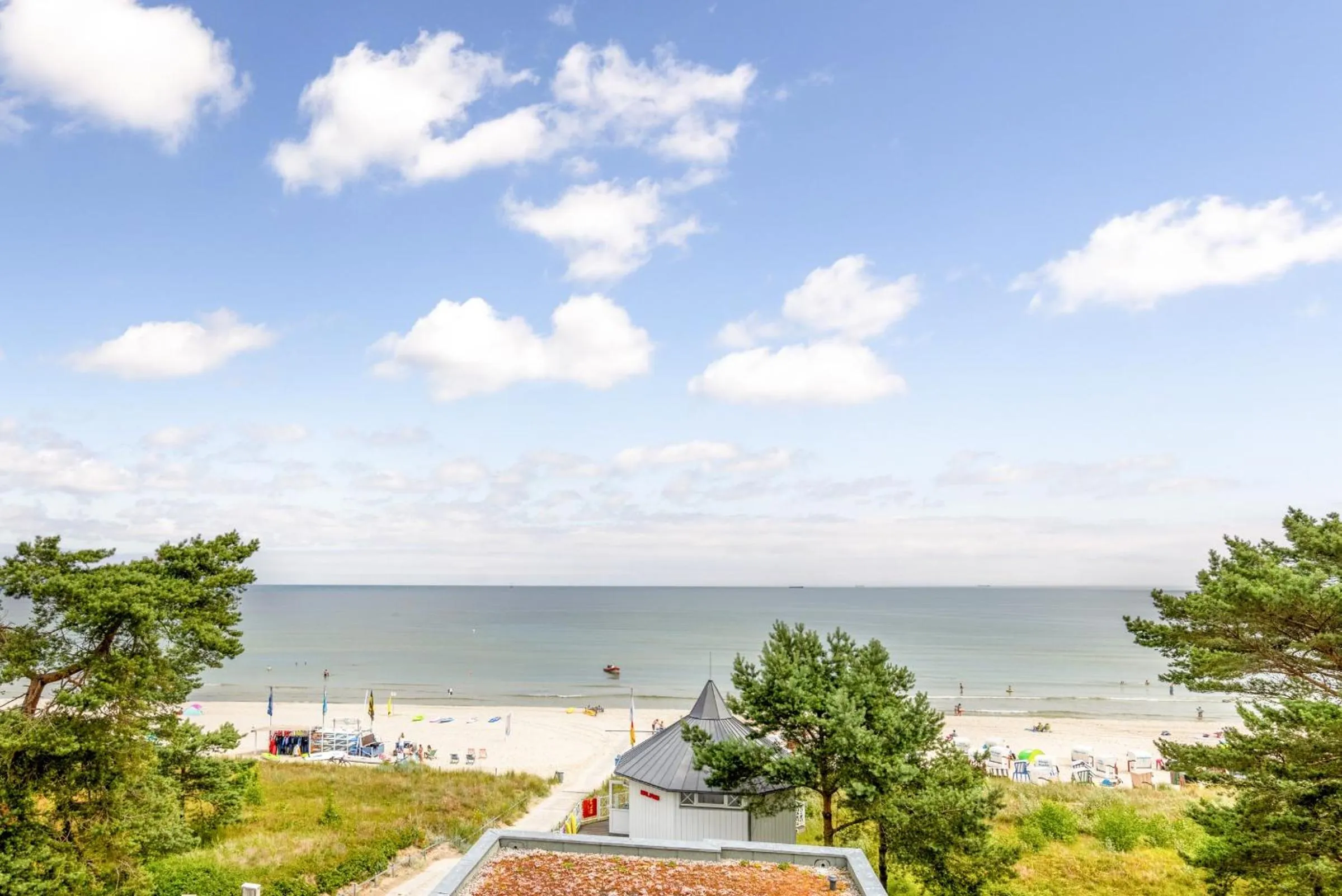 Beach in Strandhotel zur Promenade