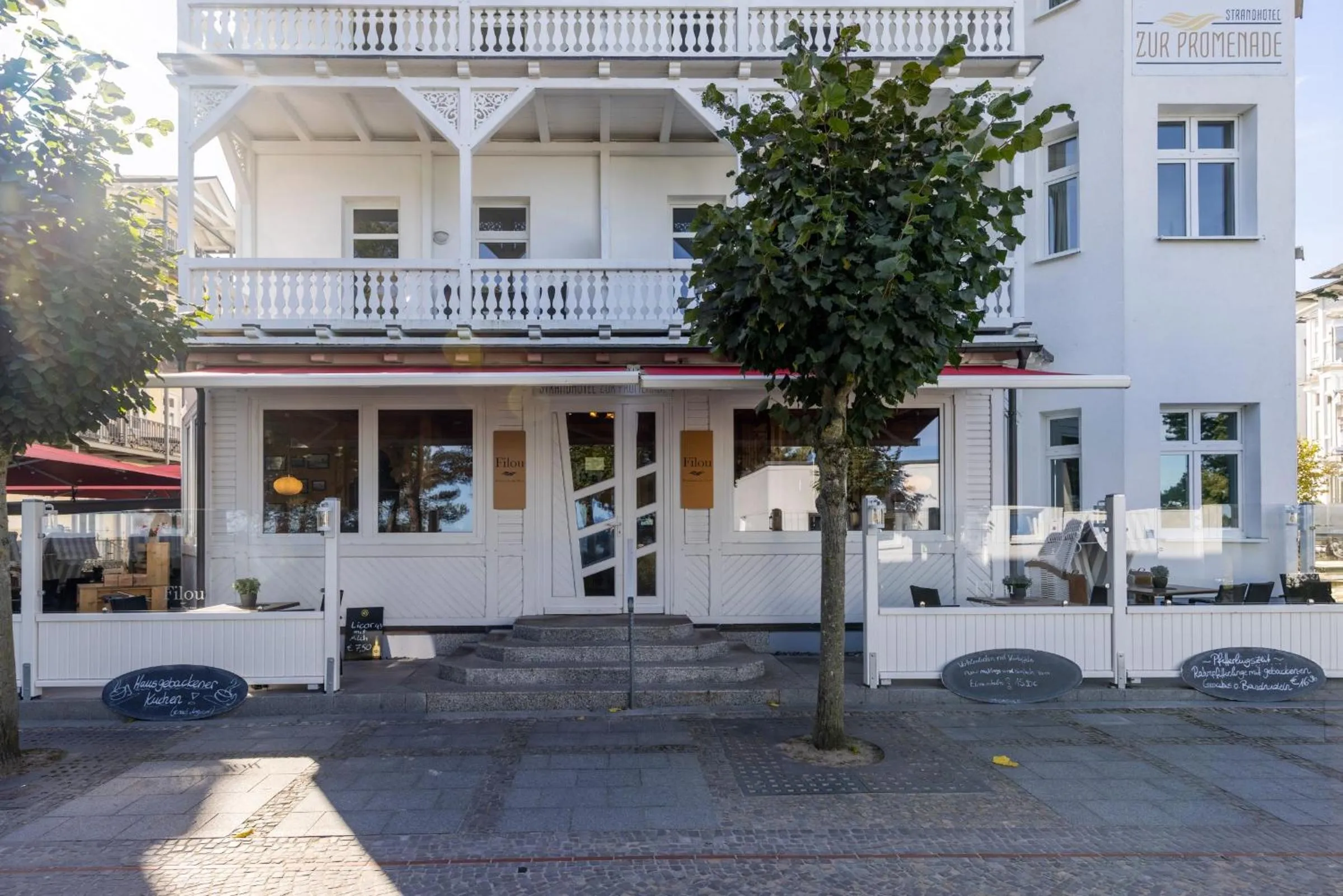 Property building in Strandhotel zur Promenade