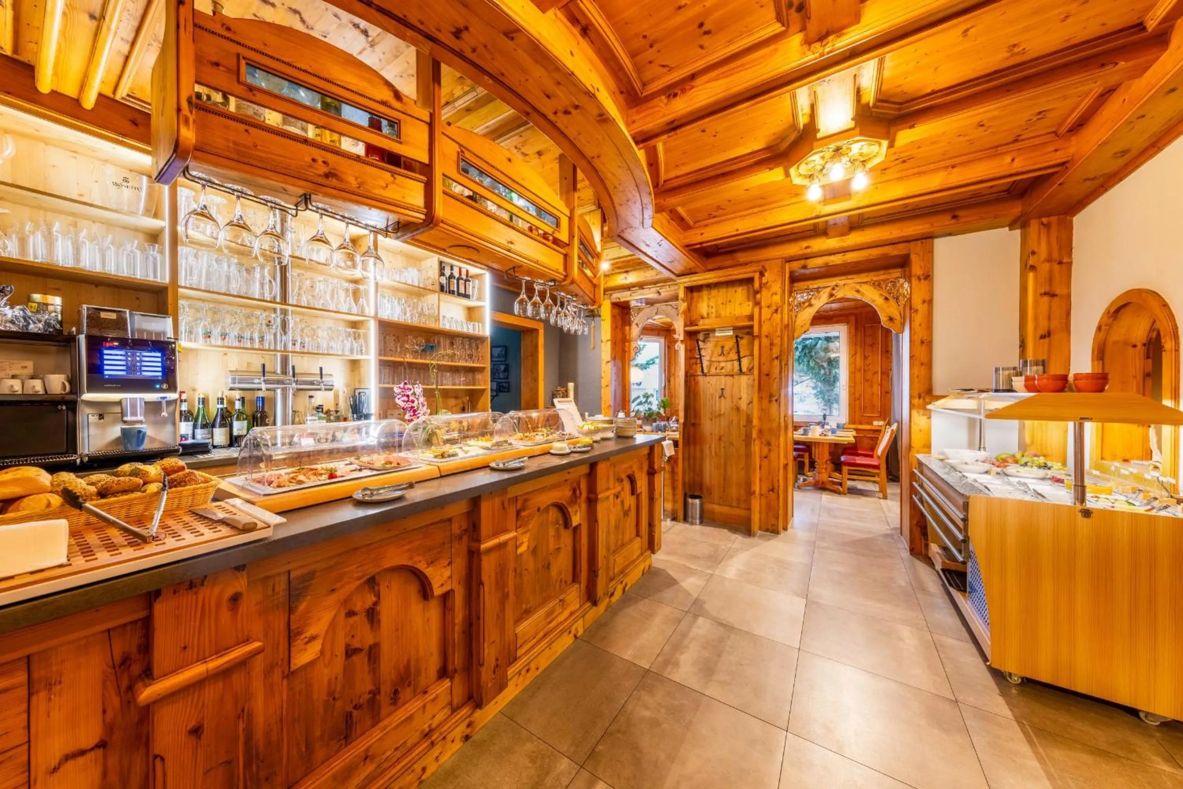 Breakfast in Strandhotel zur Promenade