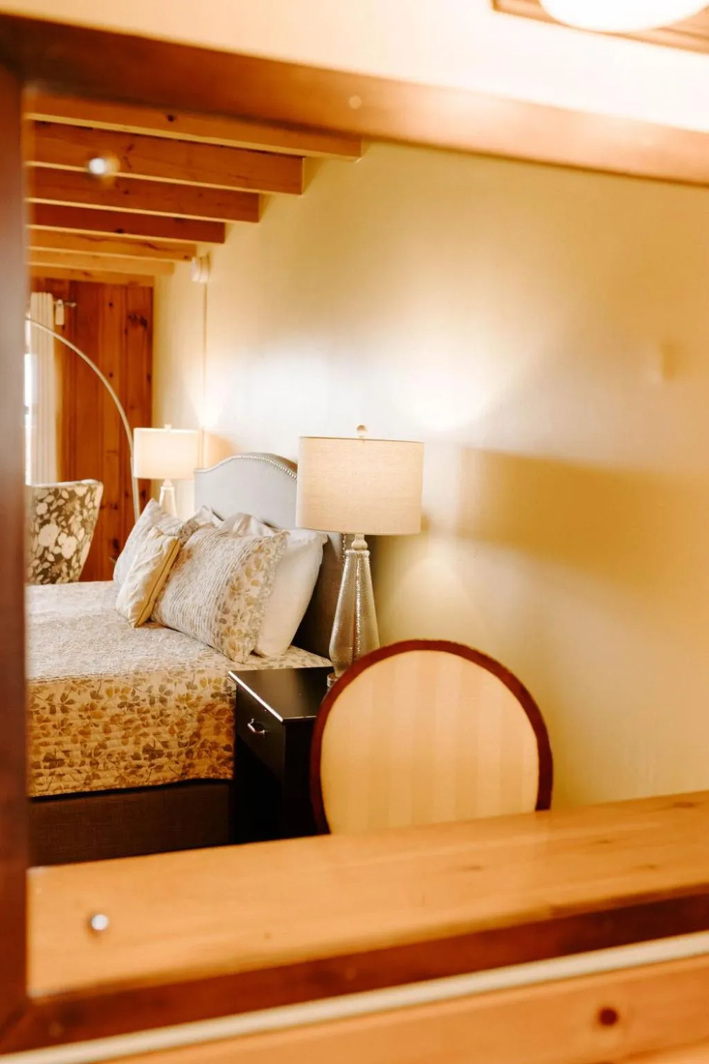 Bed in Snowvillage Inn