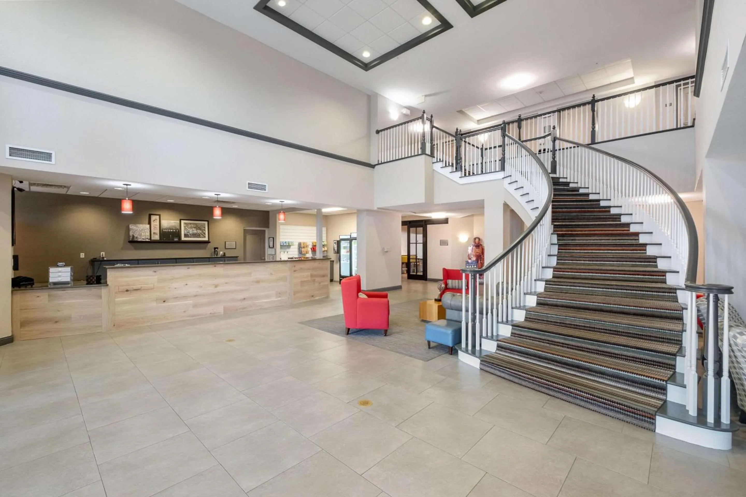 Lobby or reception in Country Inn & Suites by Radisson, Port Canaveral, FL