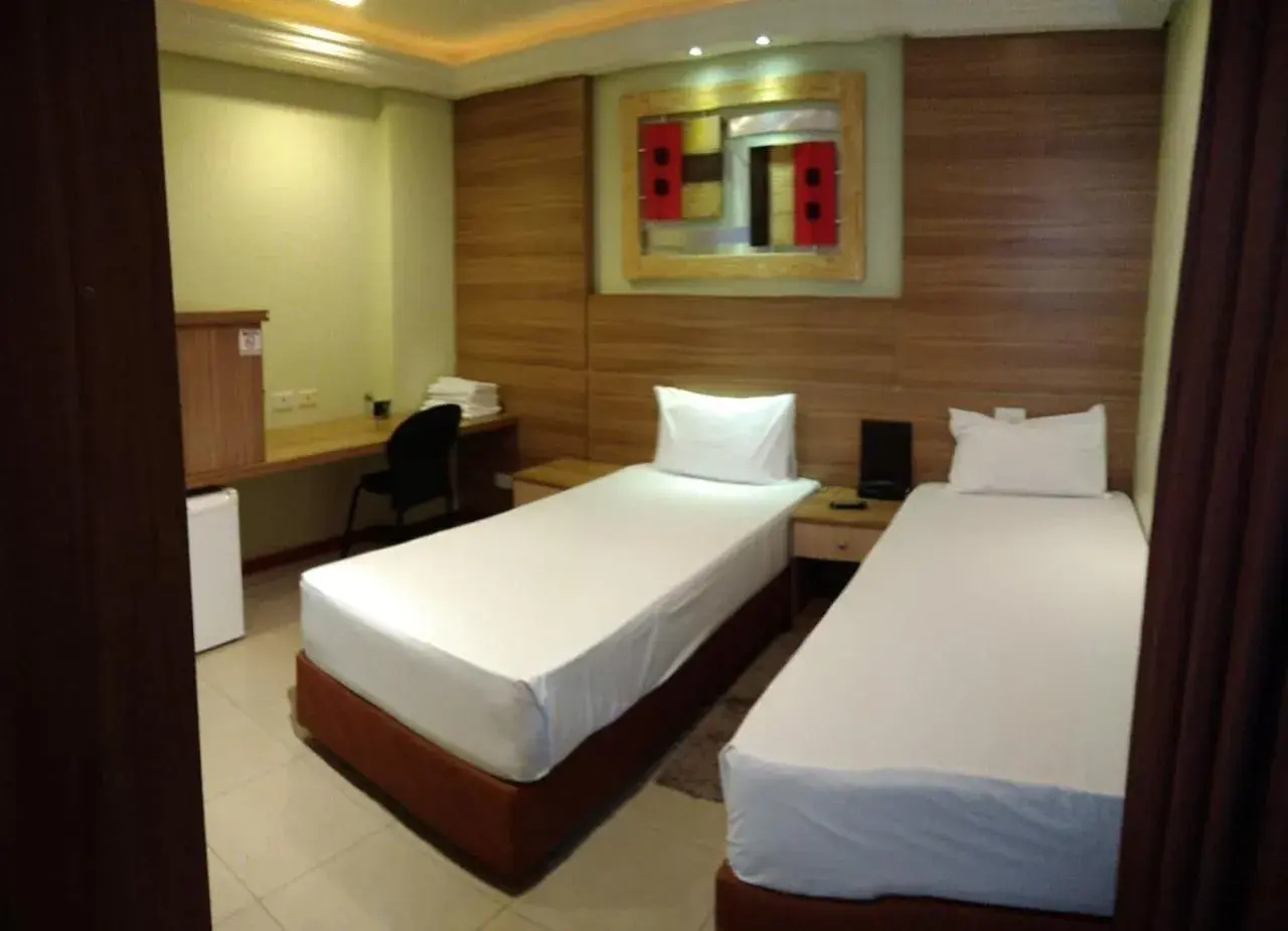 Deluxe Twin Room in Hotel Luni Deluxe Twin Room in Hotel Luni