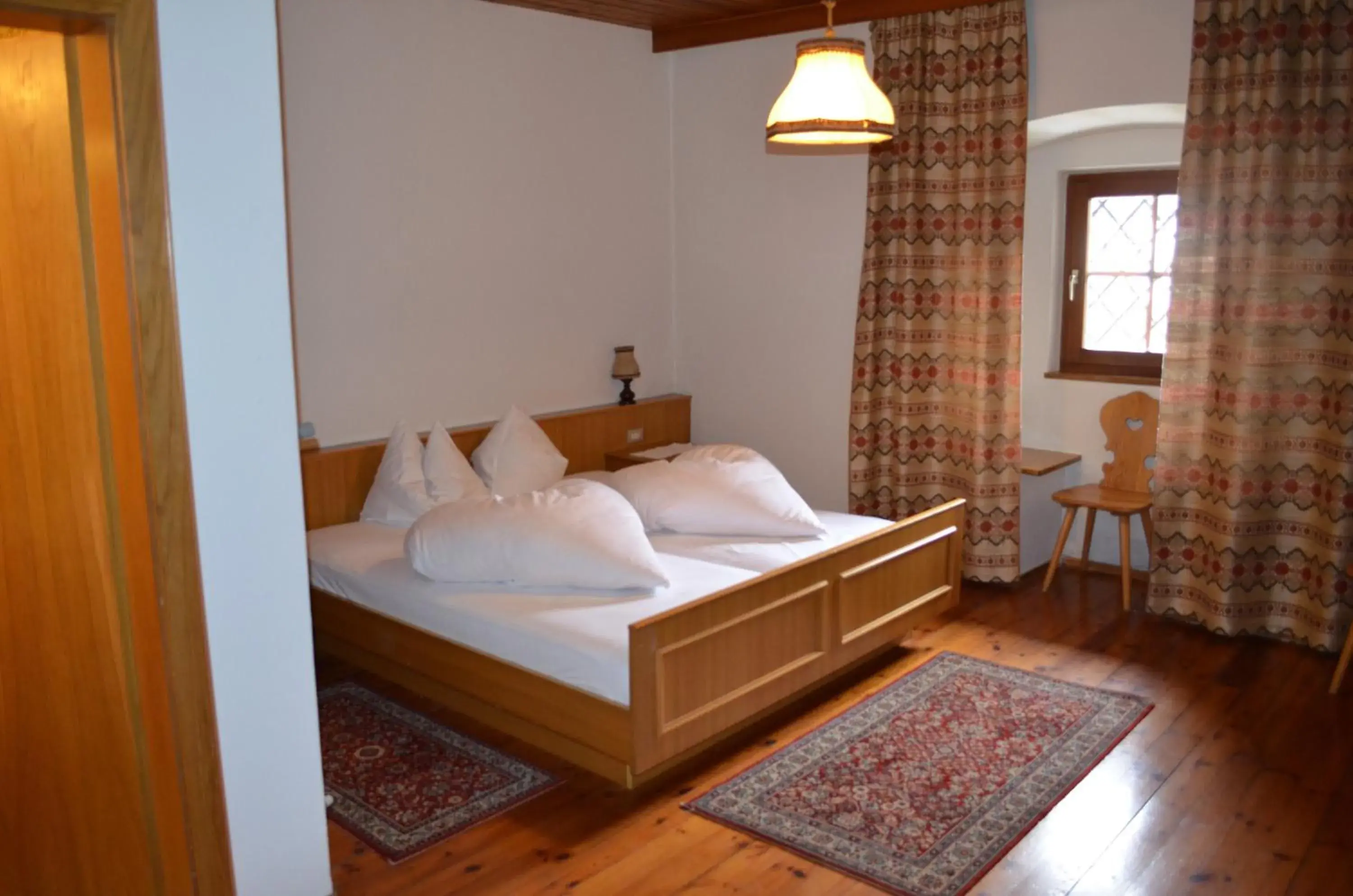 Double Room in Ansitz Goller Double Room in Ansitz Goller