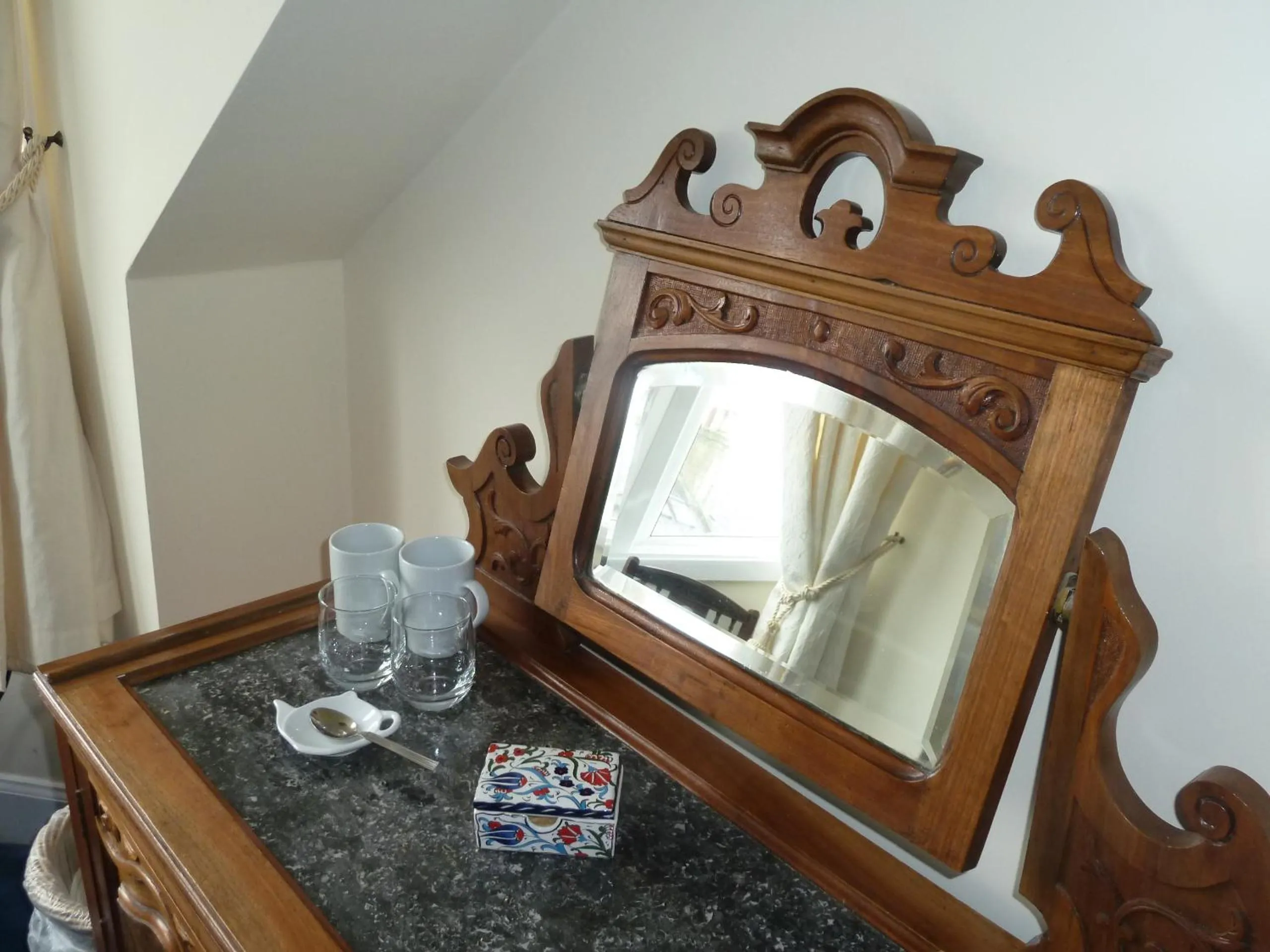 Decorative detail in Burnside Guest House