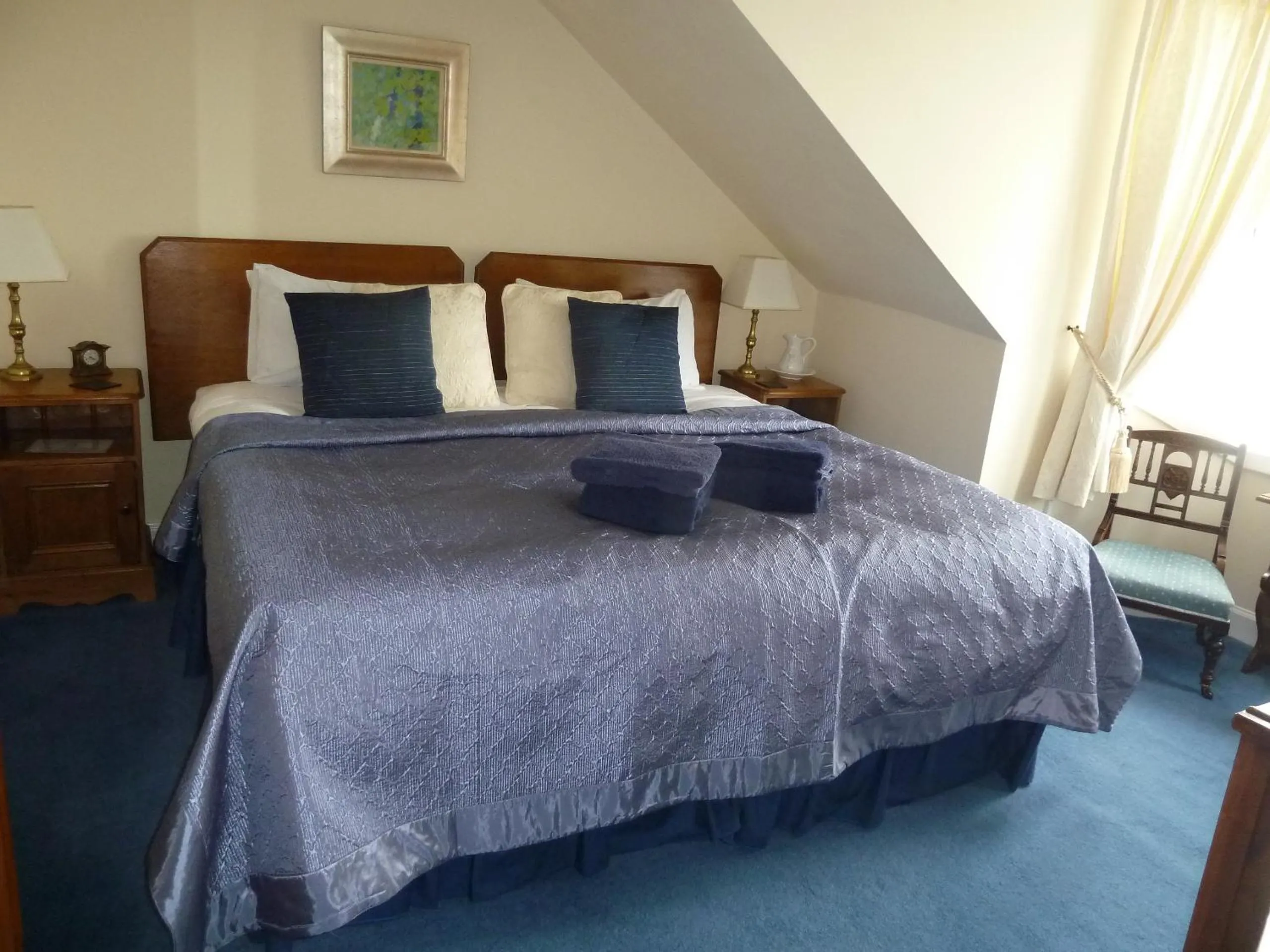 Bed in Burnside Guest House