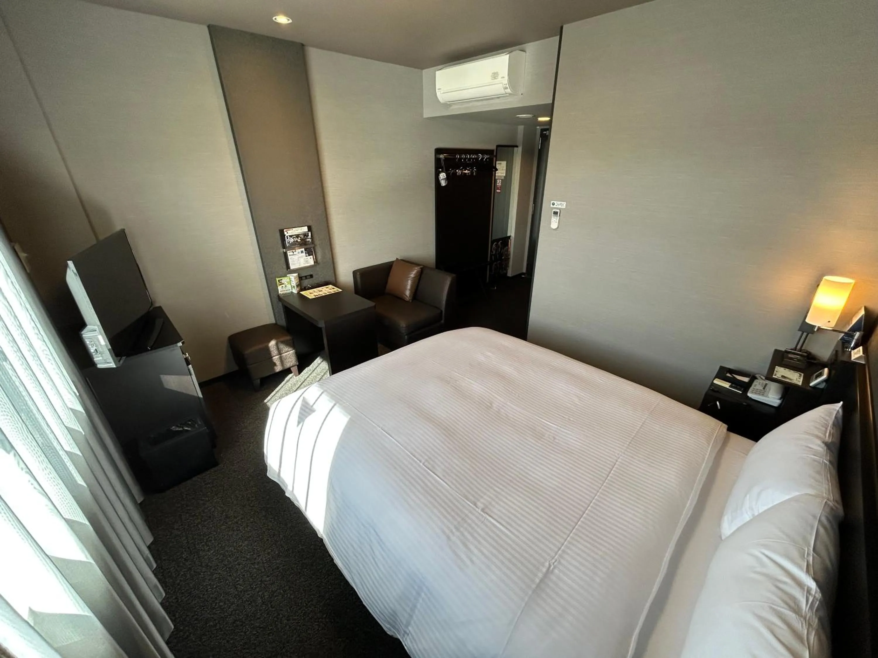 Photo of the whole room, Bed in Hotel Route-Inn Katori Sawara Ekimae