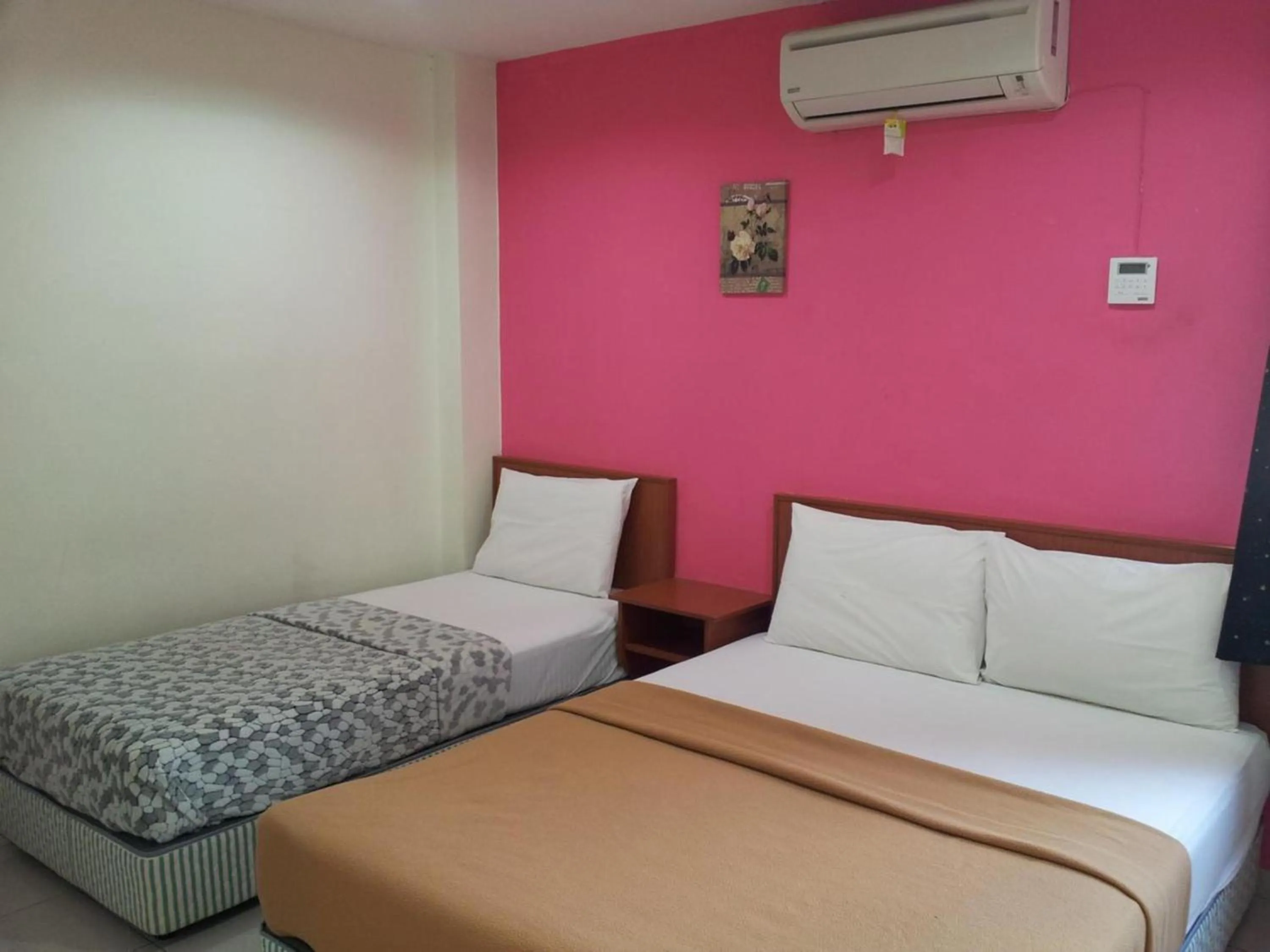 Bedroom in OYO 1055 Batu Caves Star Hotel