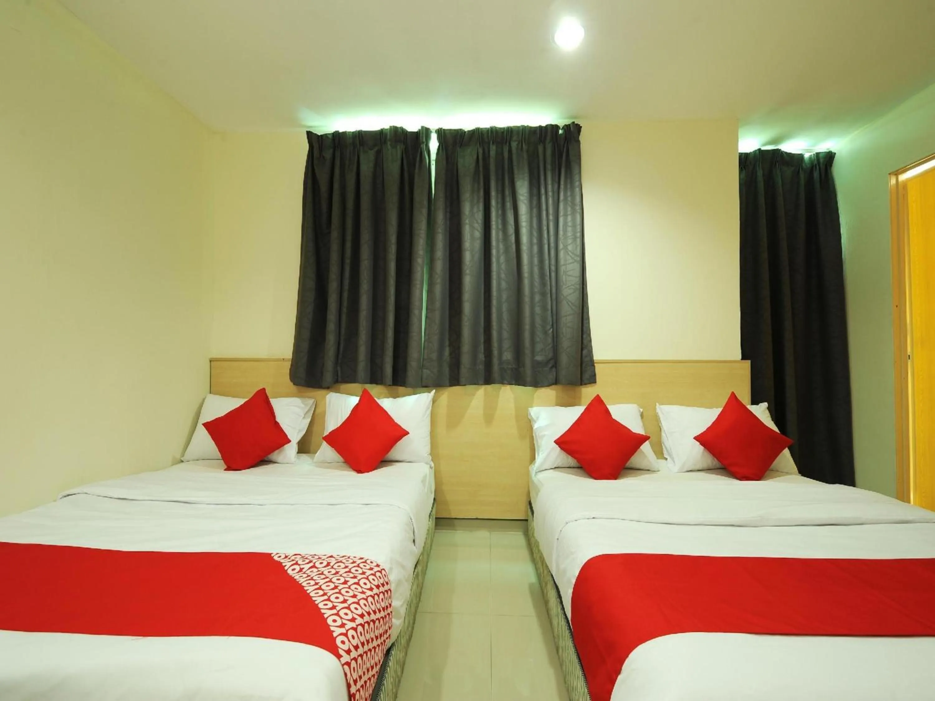 Bedroom in OYO 1055 Batu Caves Star Hotel