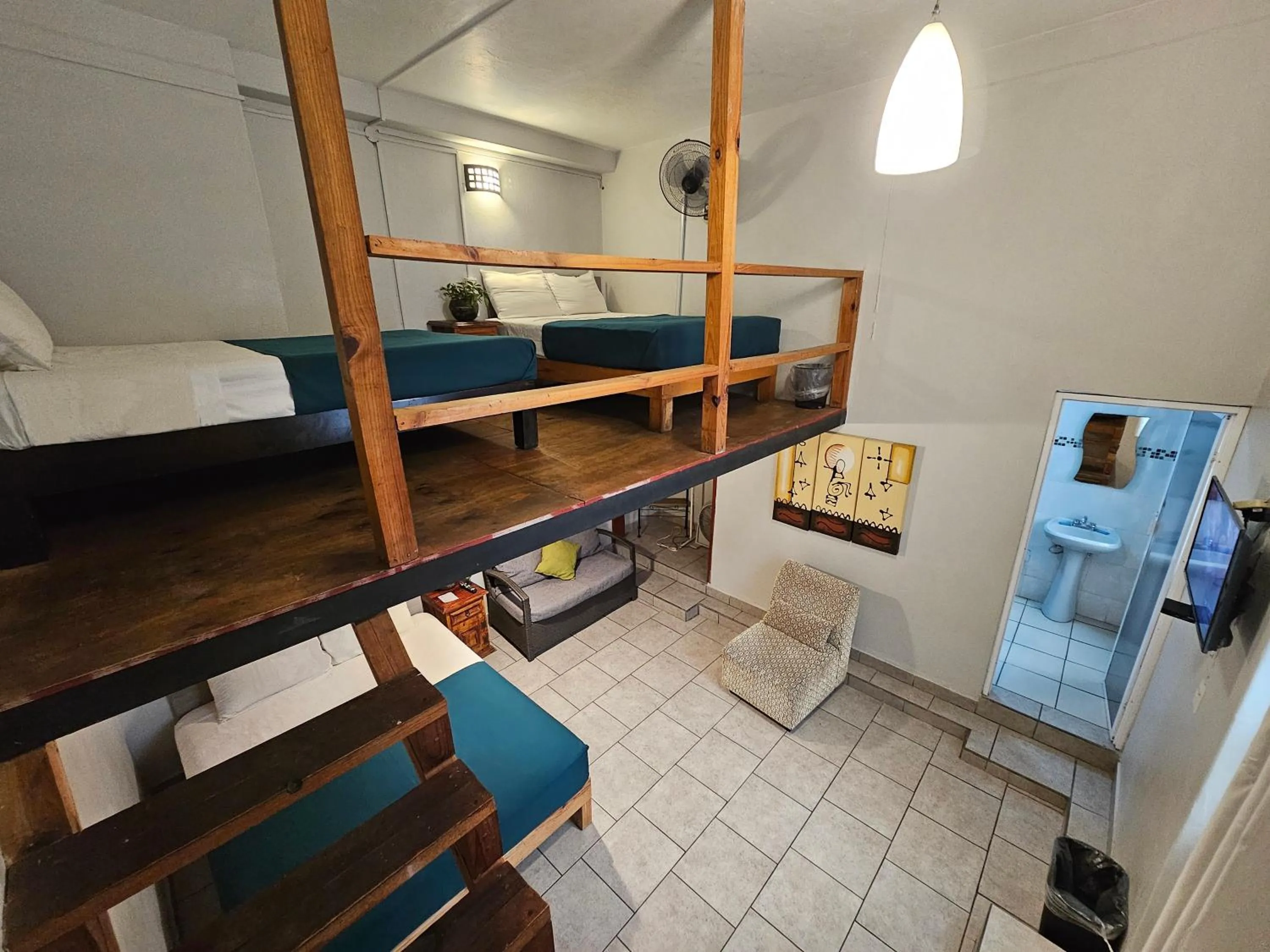 TV and multimedia, Bed in Hotel del Refugio