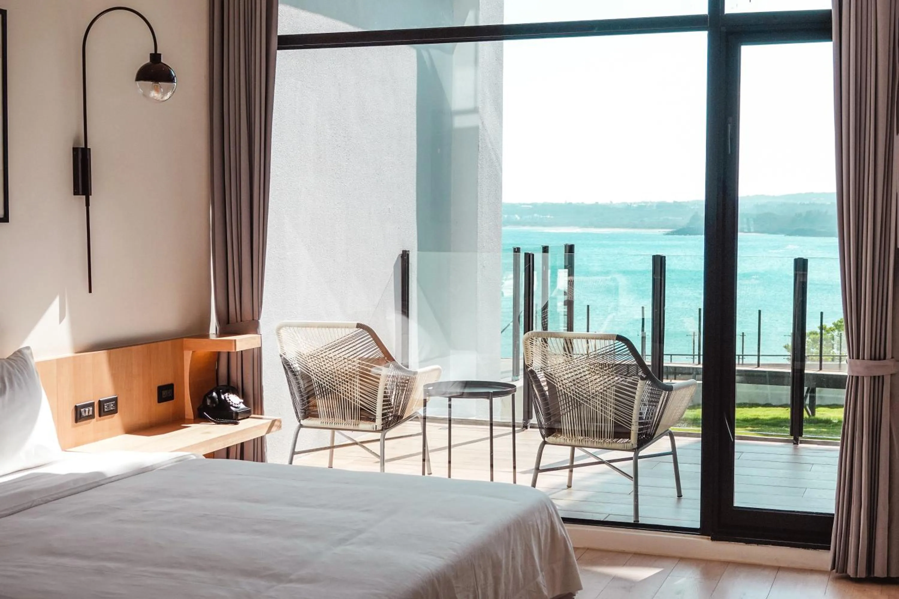 Balcony/Terrace, Bed in Sunshine Liv.