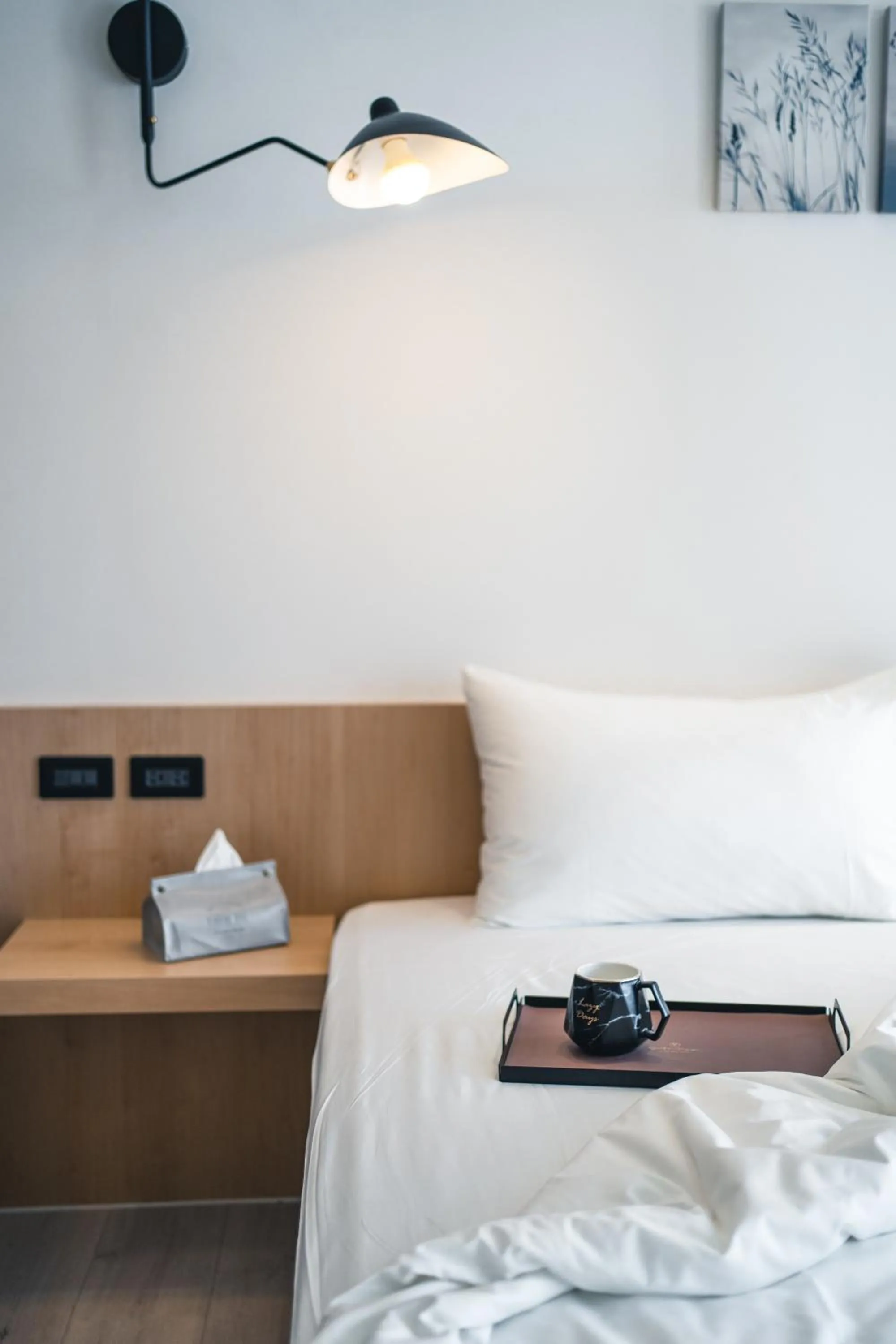 Decorative detail, Bed in Sunshine Liv.