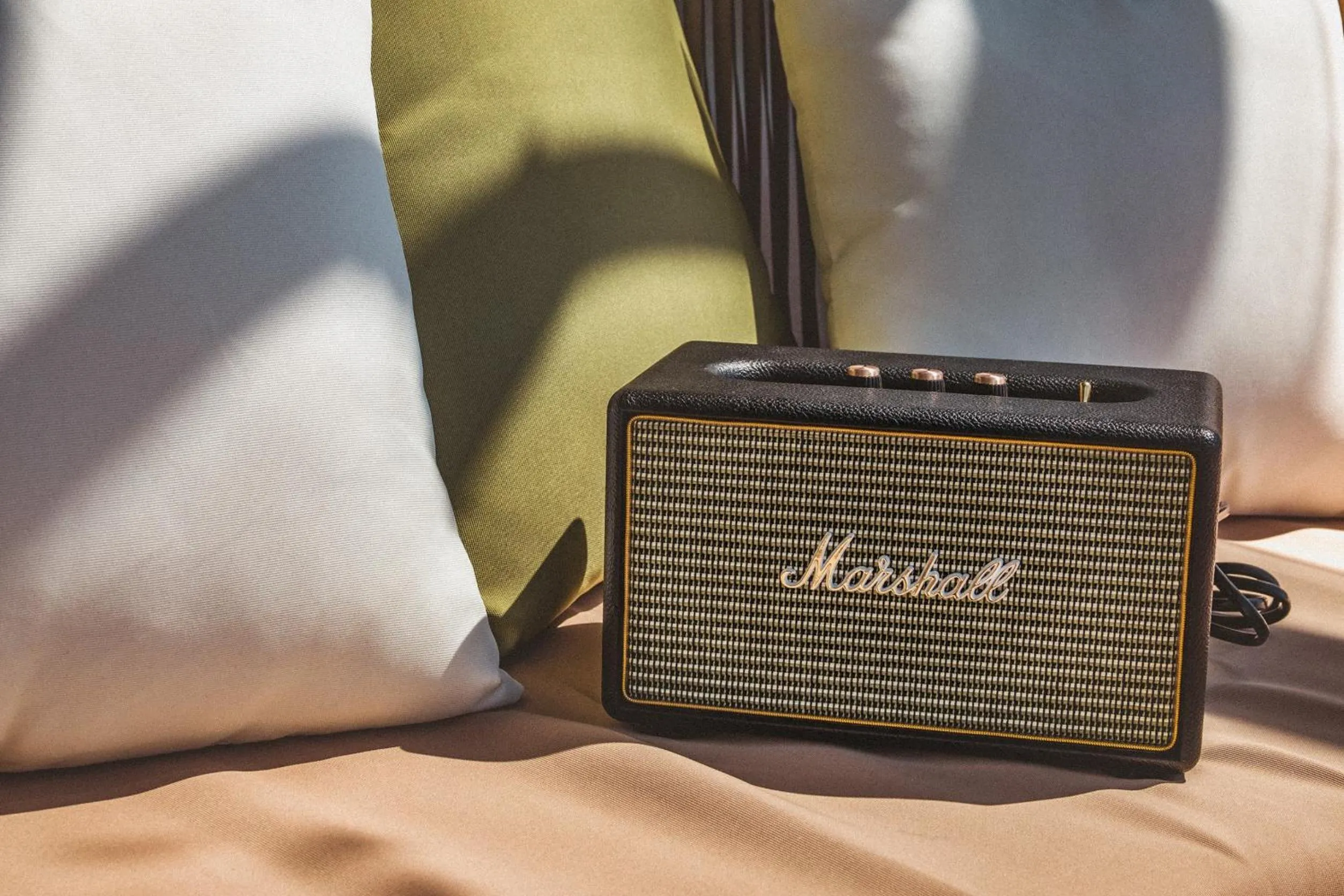 Seating area in Sunshine Liv.