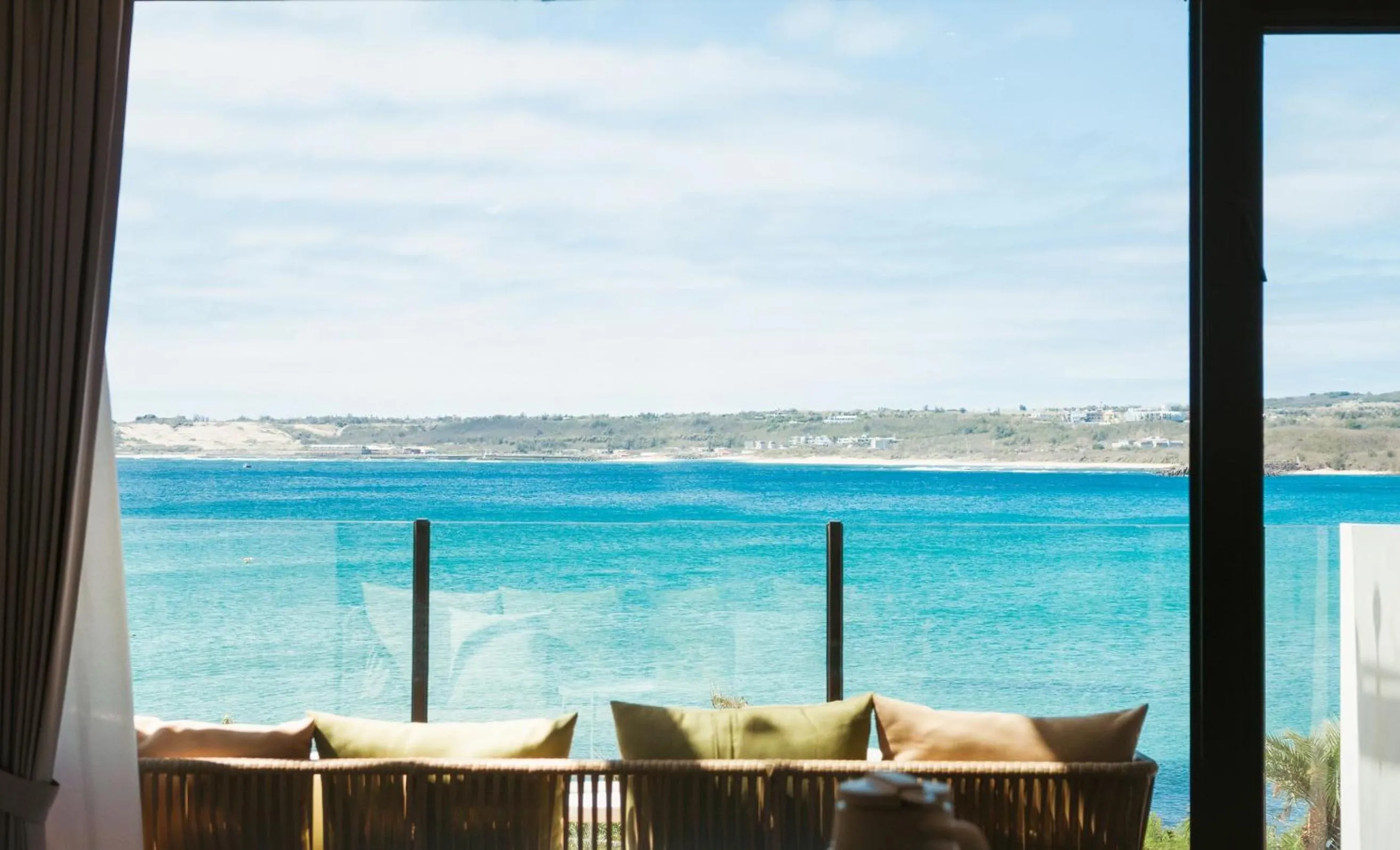 Sea view in Sunshine Liv.