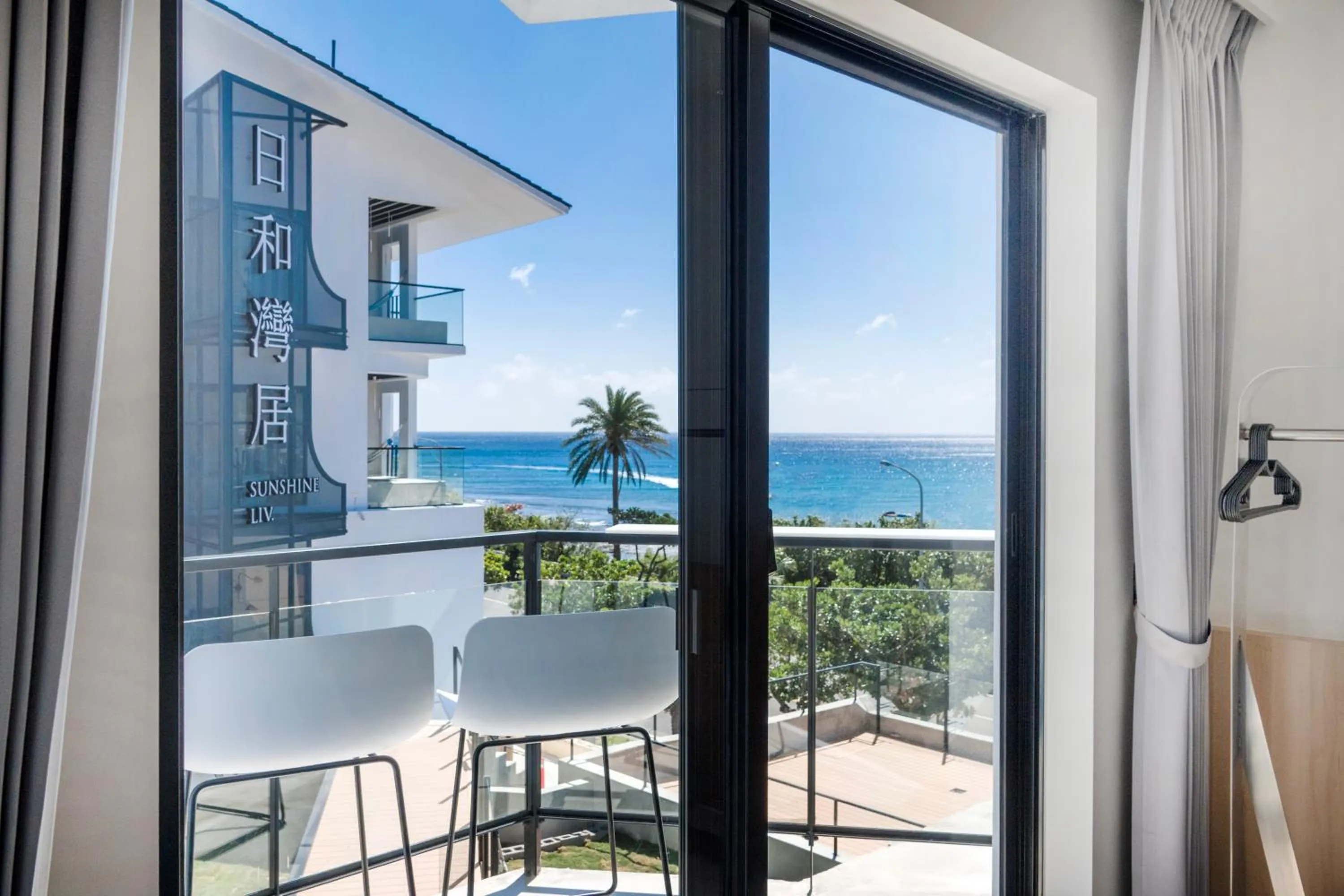 Balcony/Terrace in Sunshine Liv.