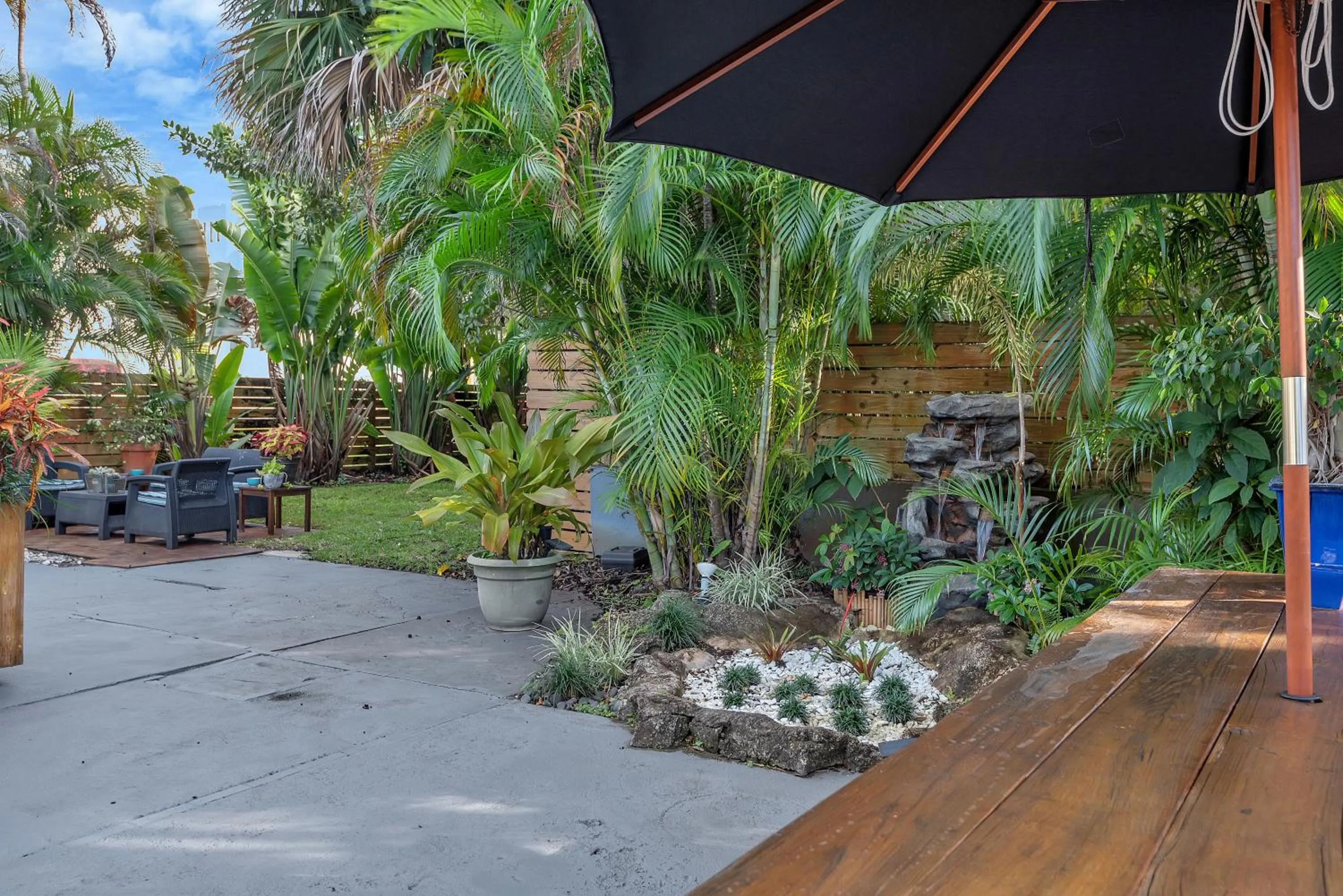 Garden in Oasis Hotel