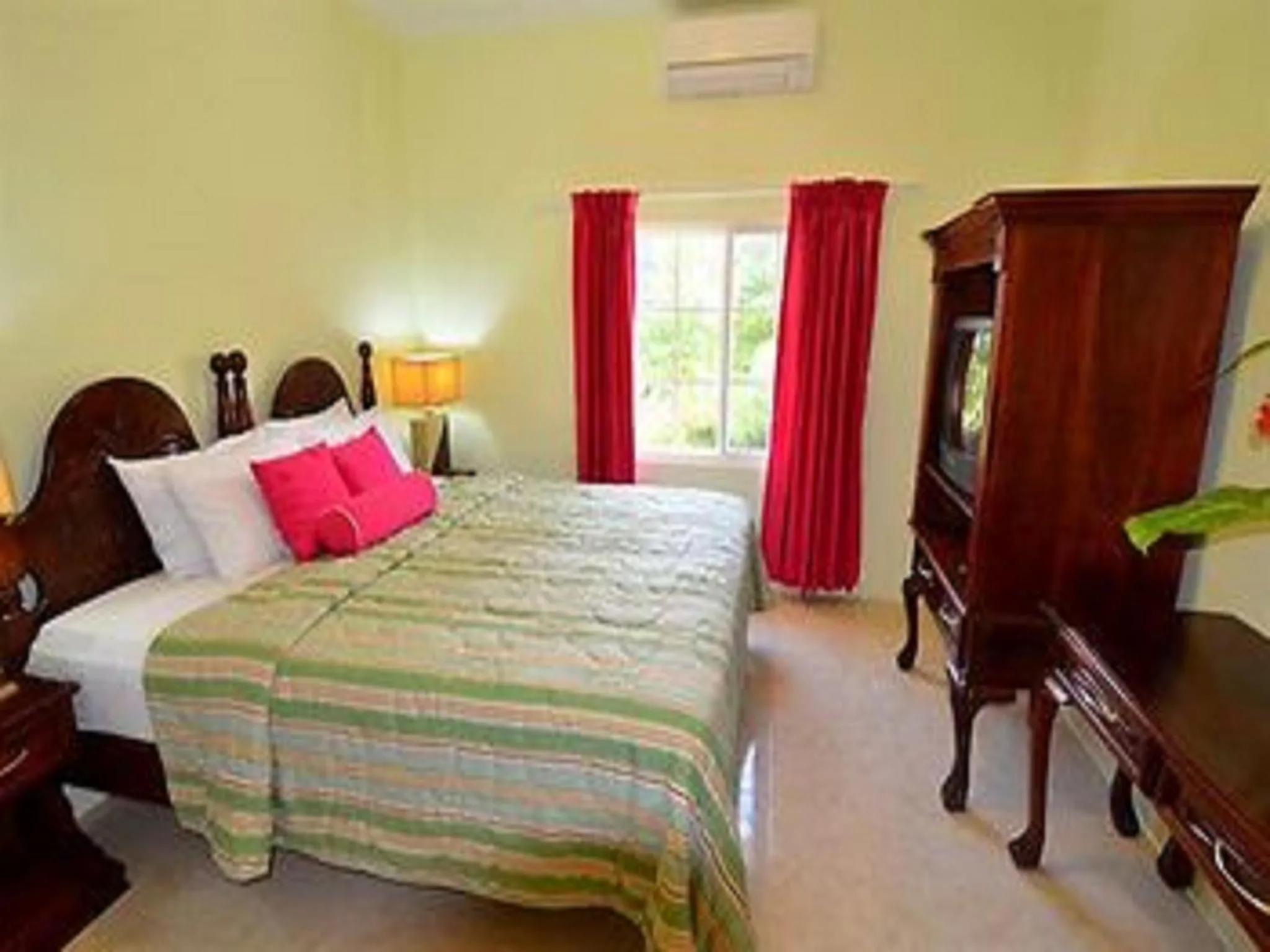 Bedroom, Bed in Bay View Eco Resort & Spa