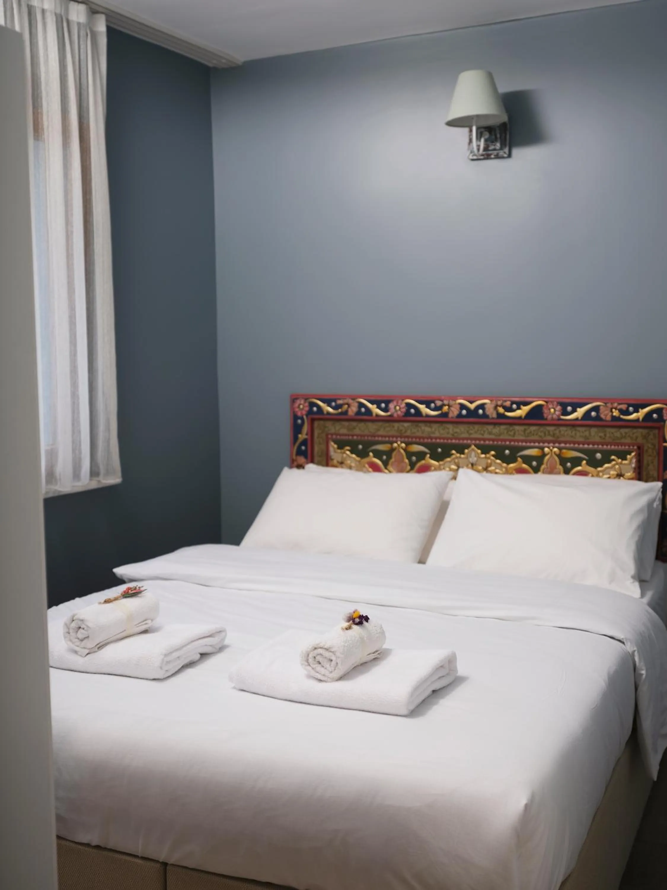 Bed in Elele Boutique Aparts