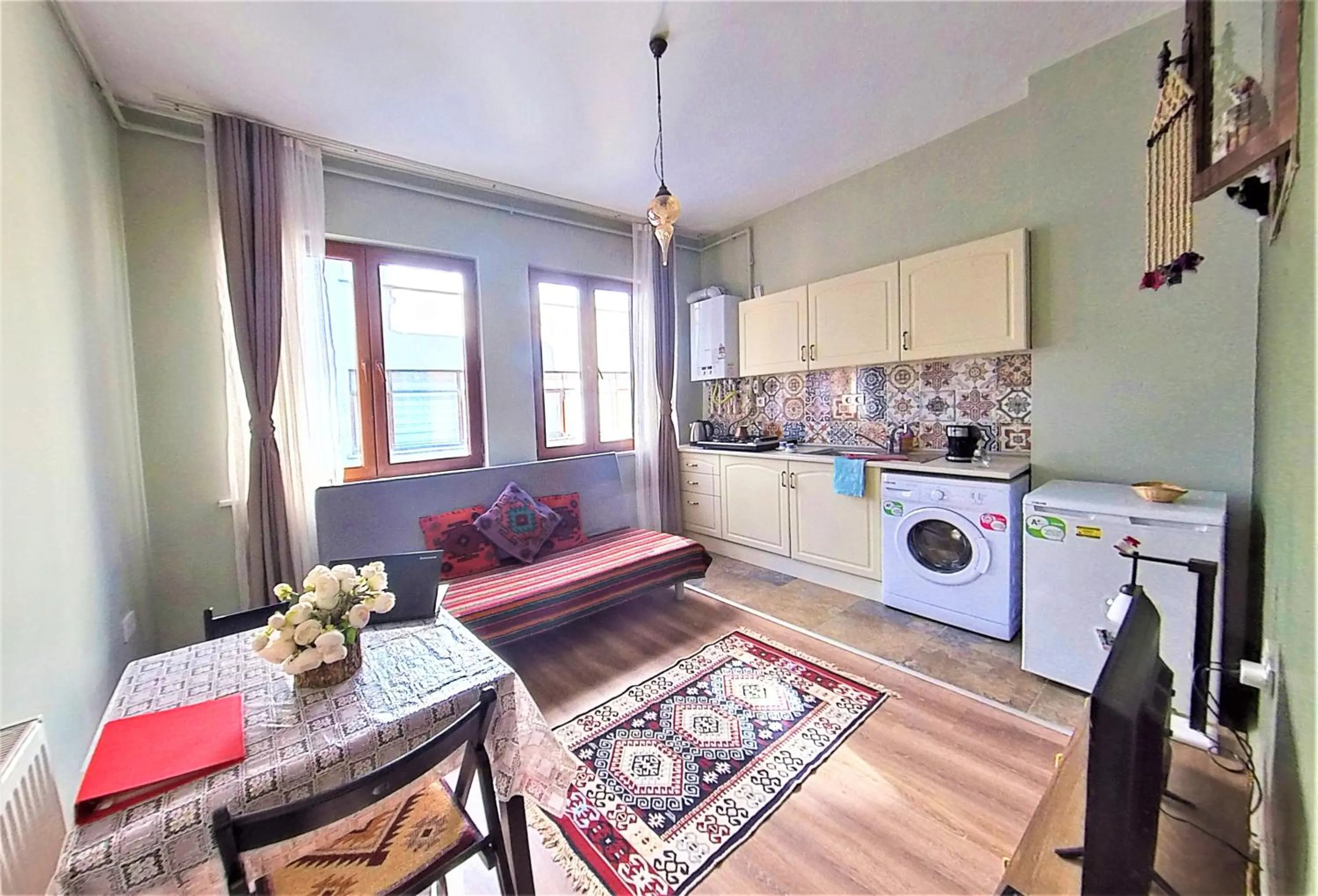 Elele Boutique Aparts