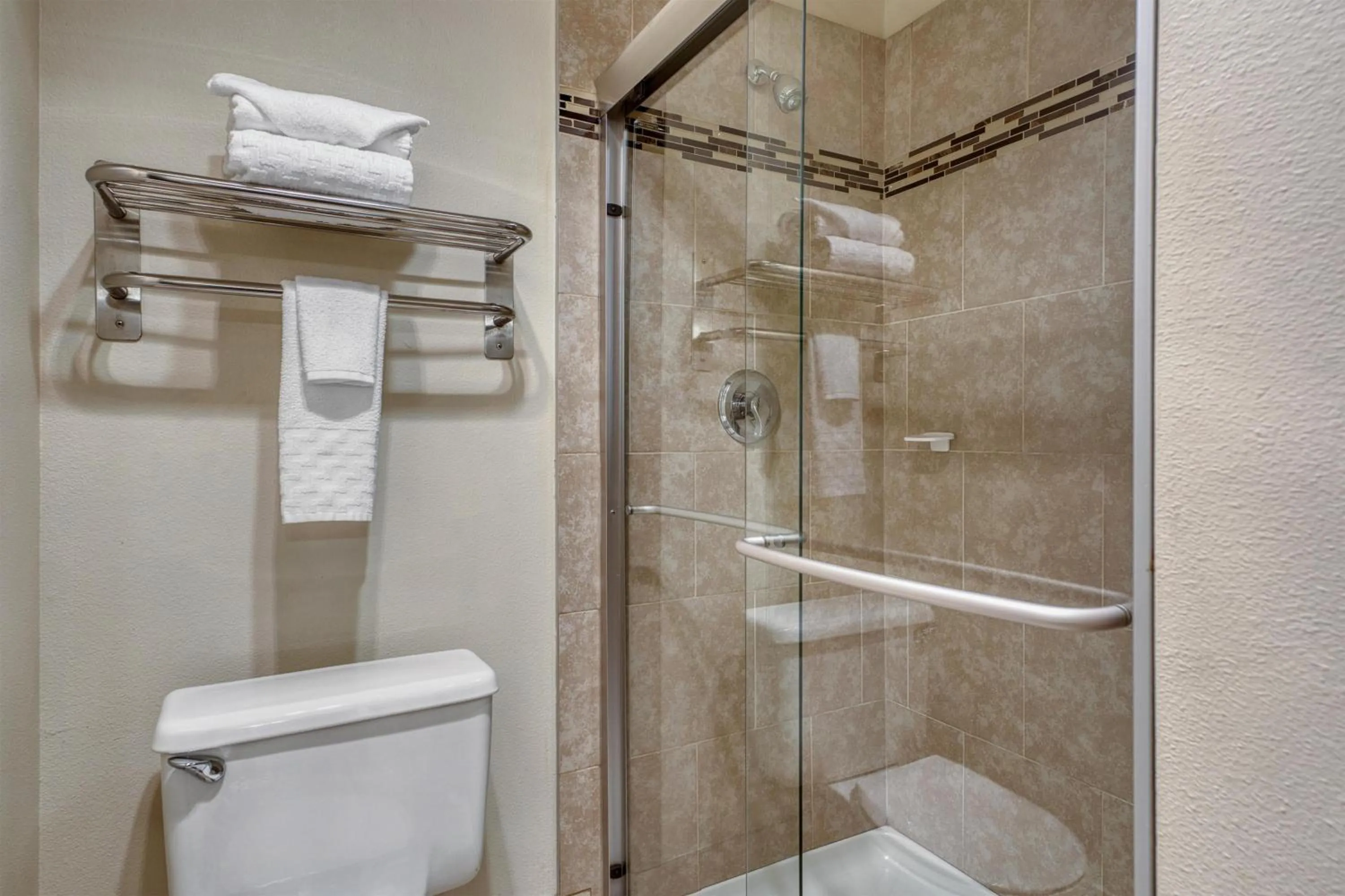 Bathroom in Best Western Alderwood