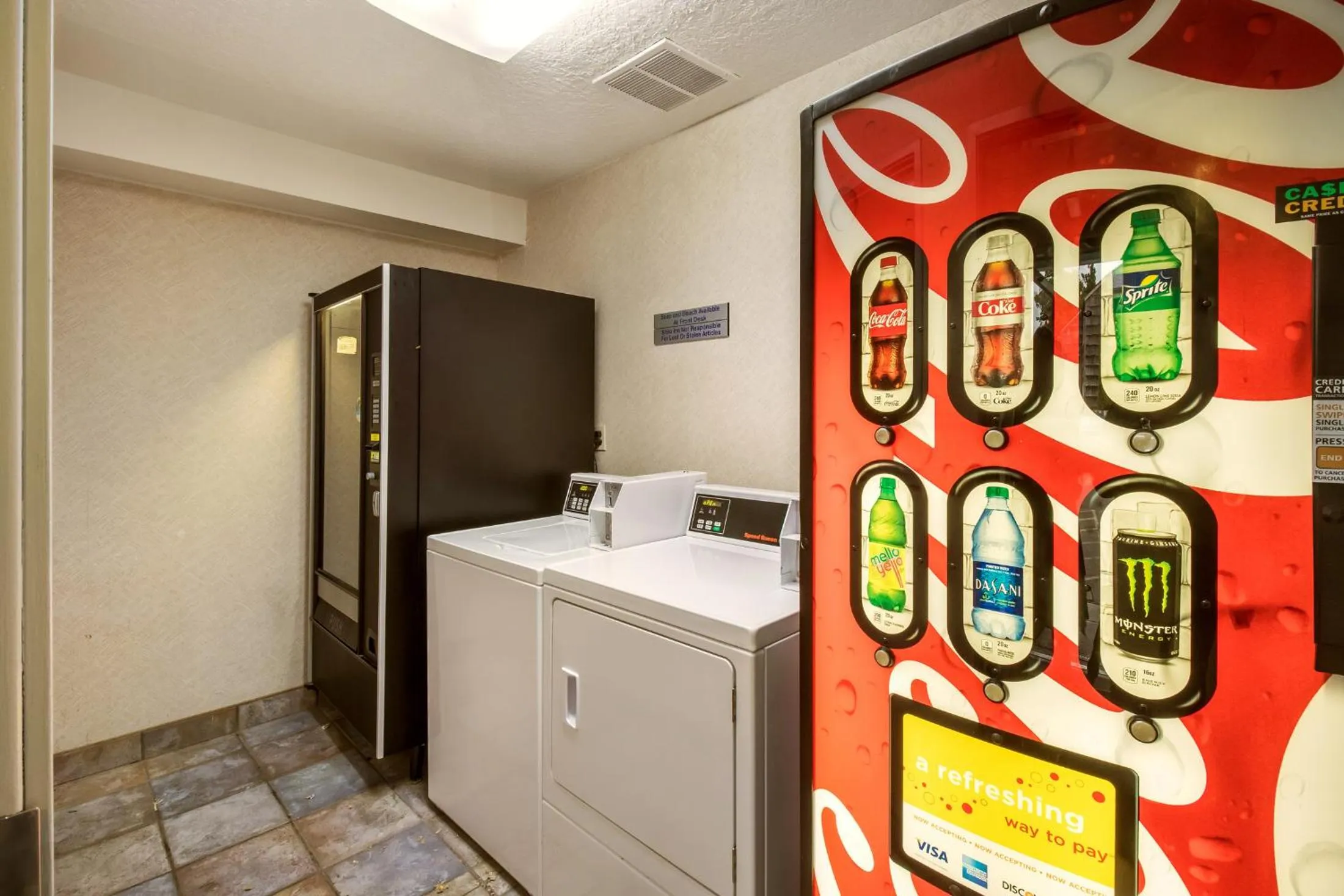 Food and drinks in Red Lion Inn & Suites Seaside