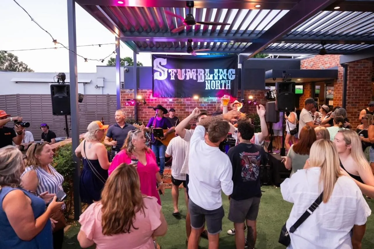 Restaurant/places to eat in Campaspe Lodge