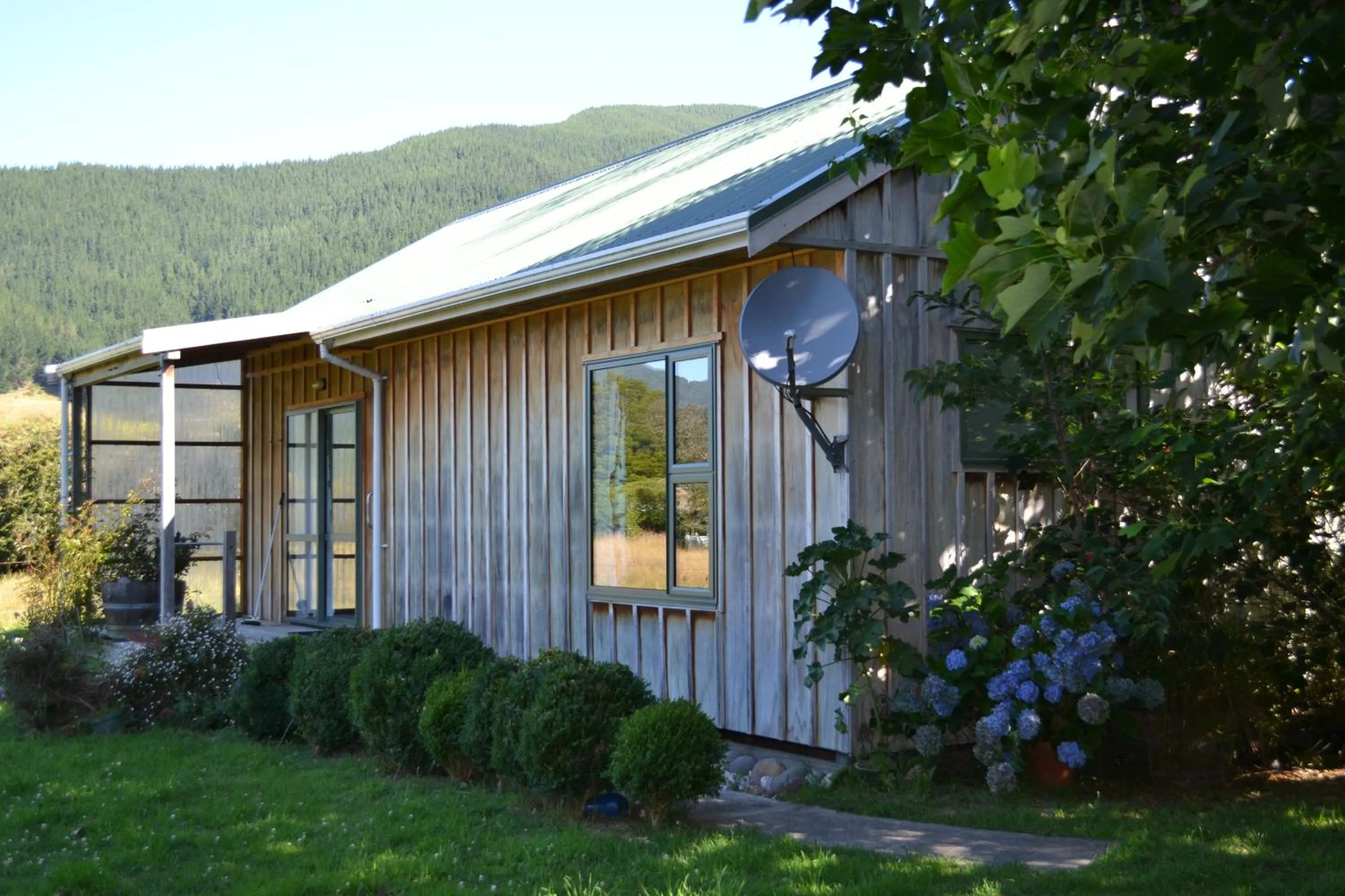 Facade/entrance in Smiths Farm Holiday Park