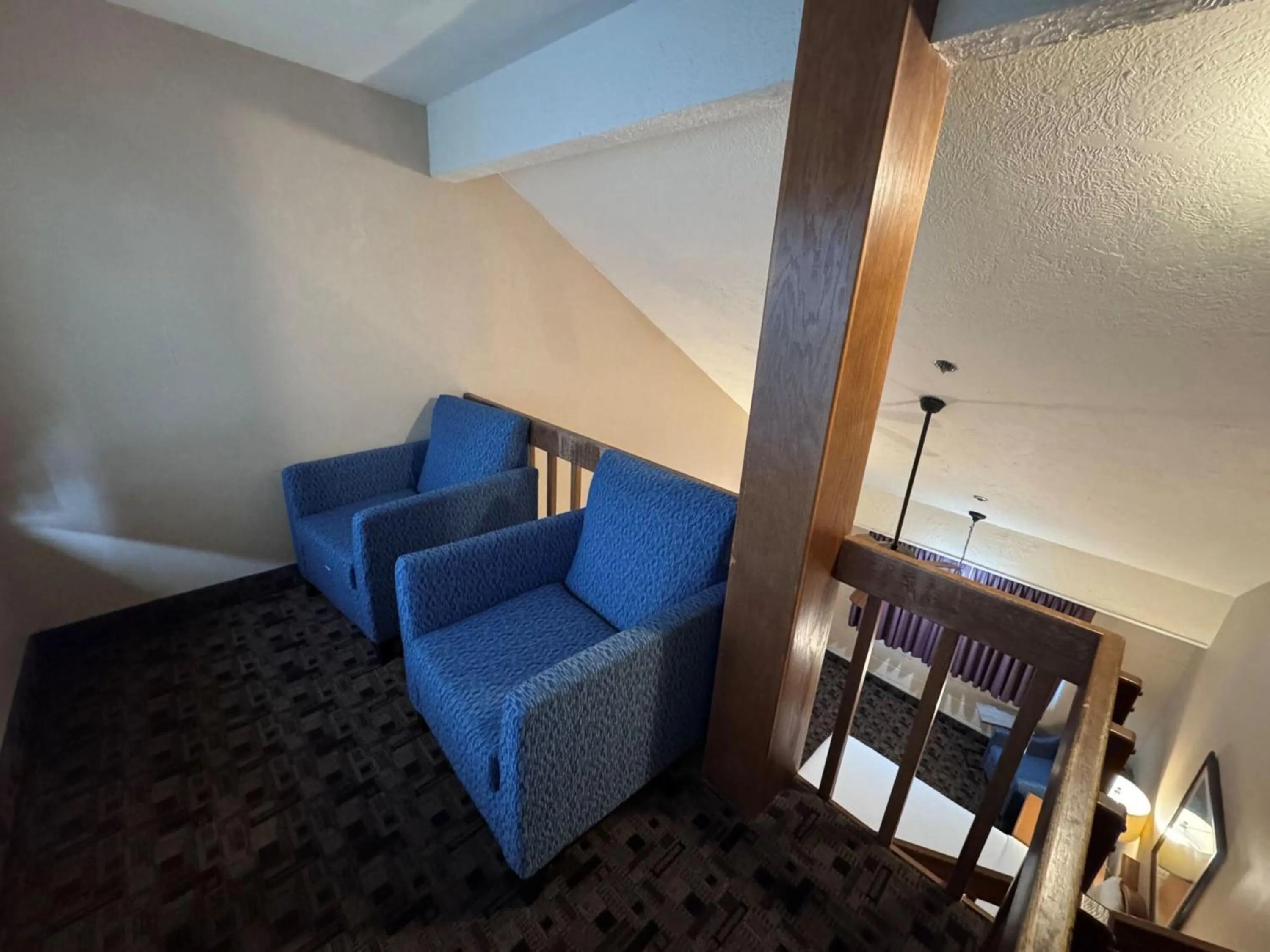 Seating area in Promenade Inn & Suites Oceanfront