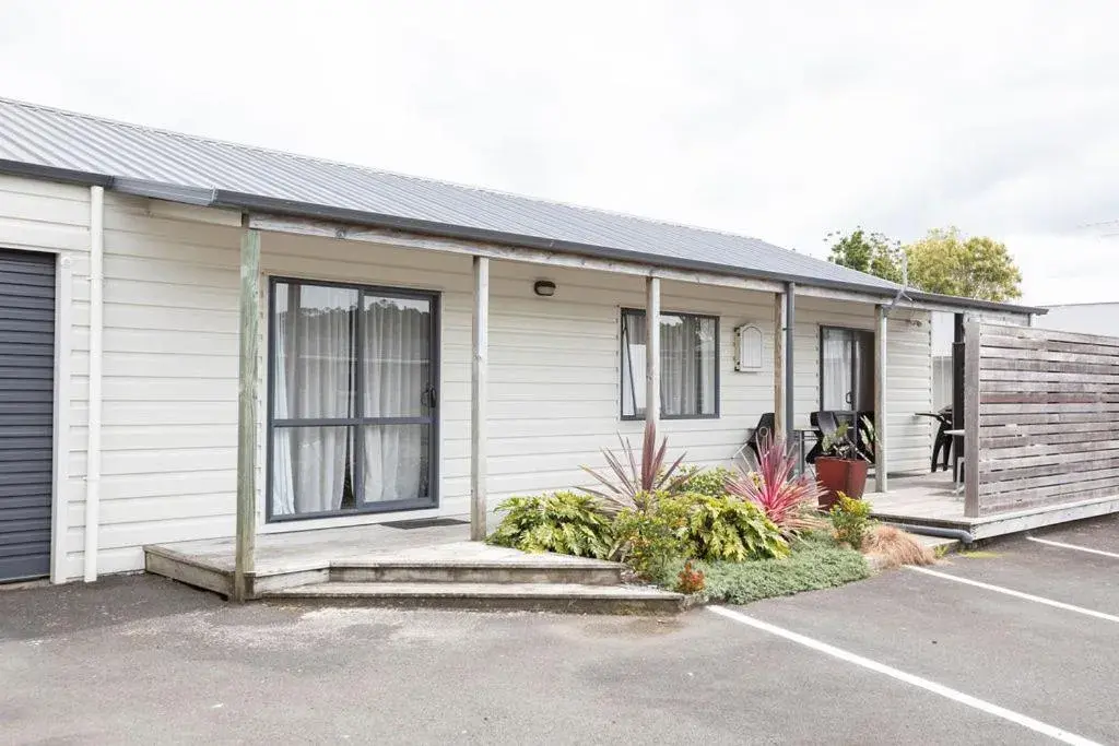 Three-Bedroom House in Peninsula Motel Three-Bedroom House in Peninsula Motel