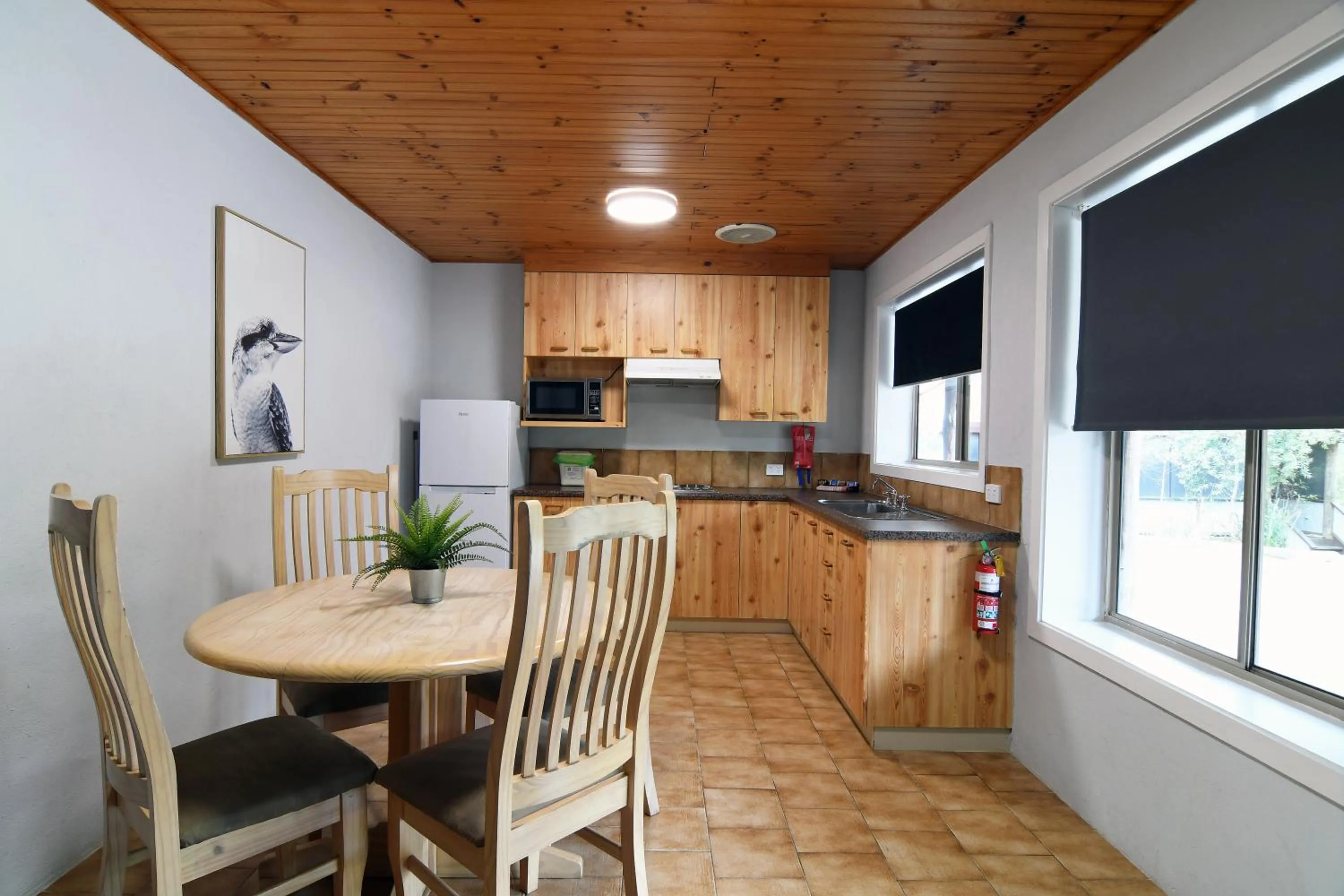 Kitchen or kitchenette in Kianinny Bush Cottages
