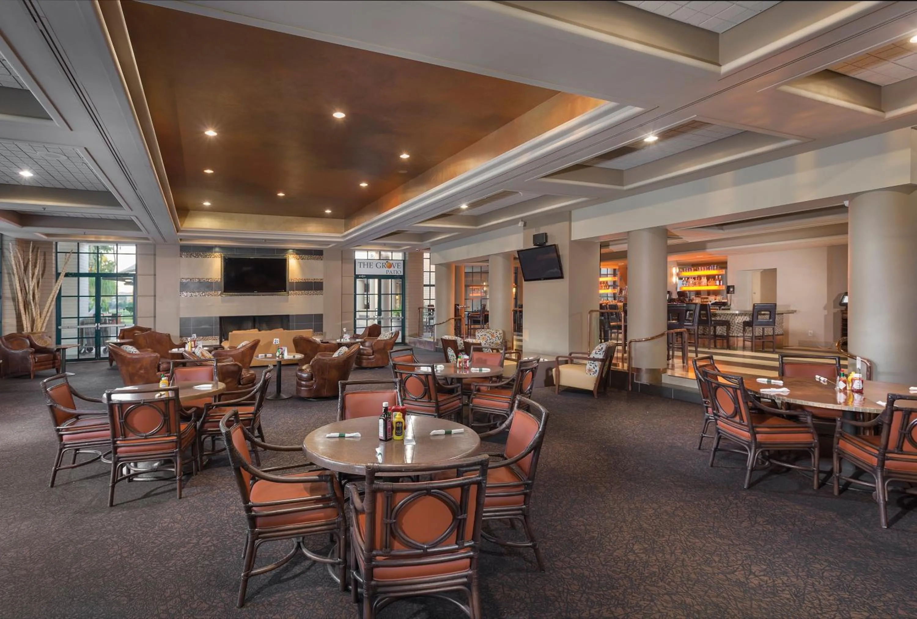 Restaurant/places to eat in Orange Tree Resort