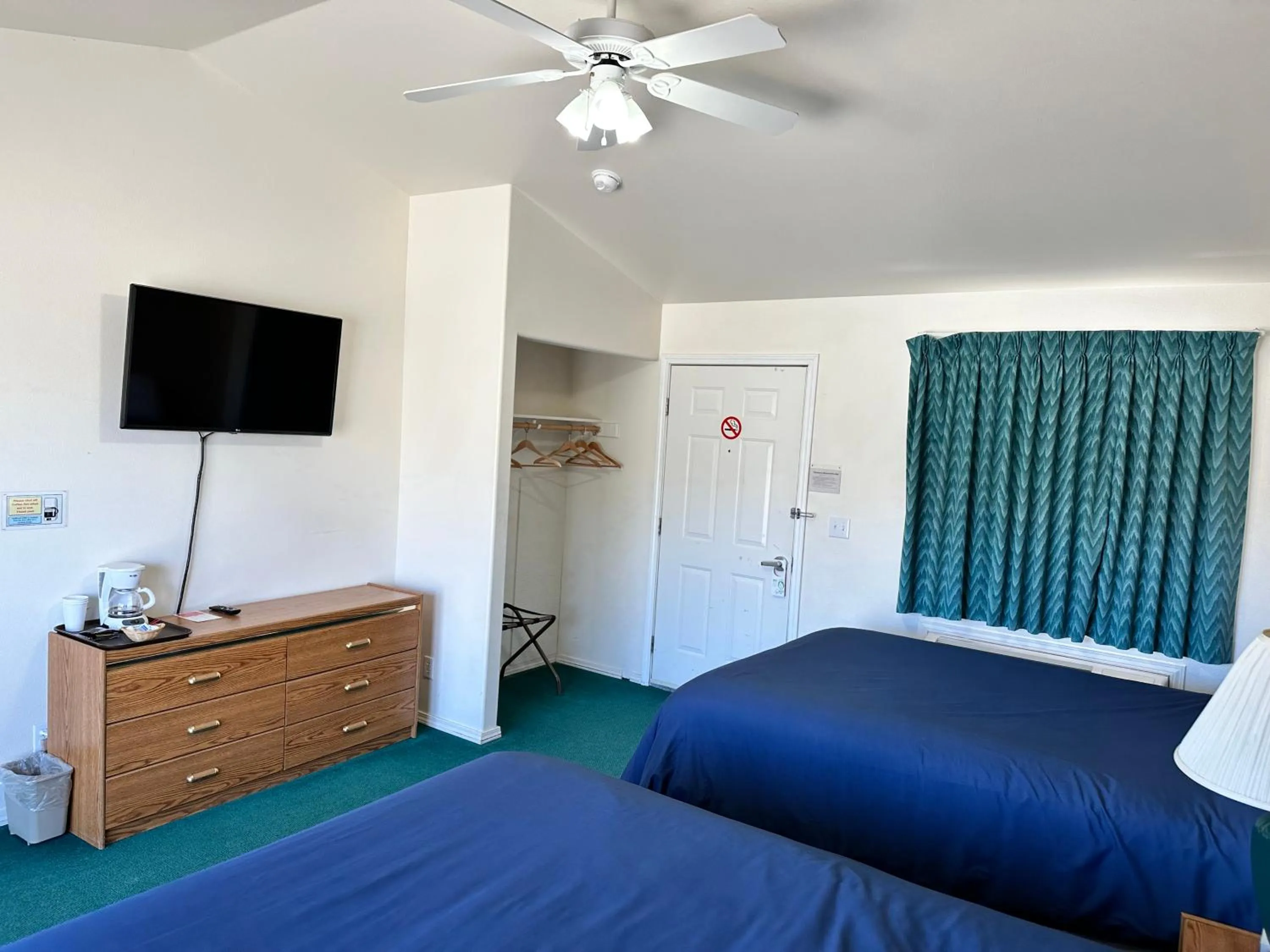 Bed in Meadowcliff Lodge Coleville