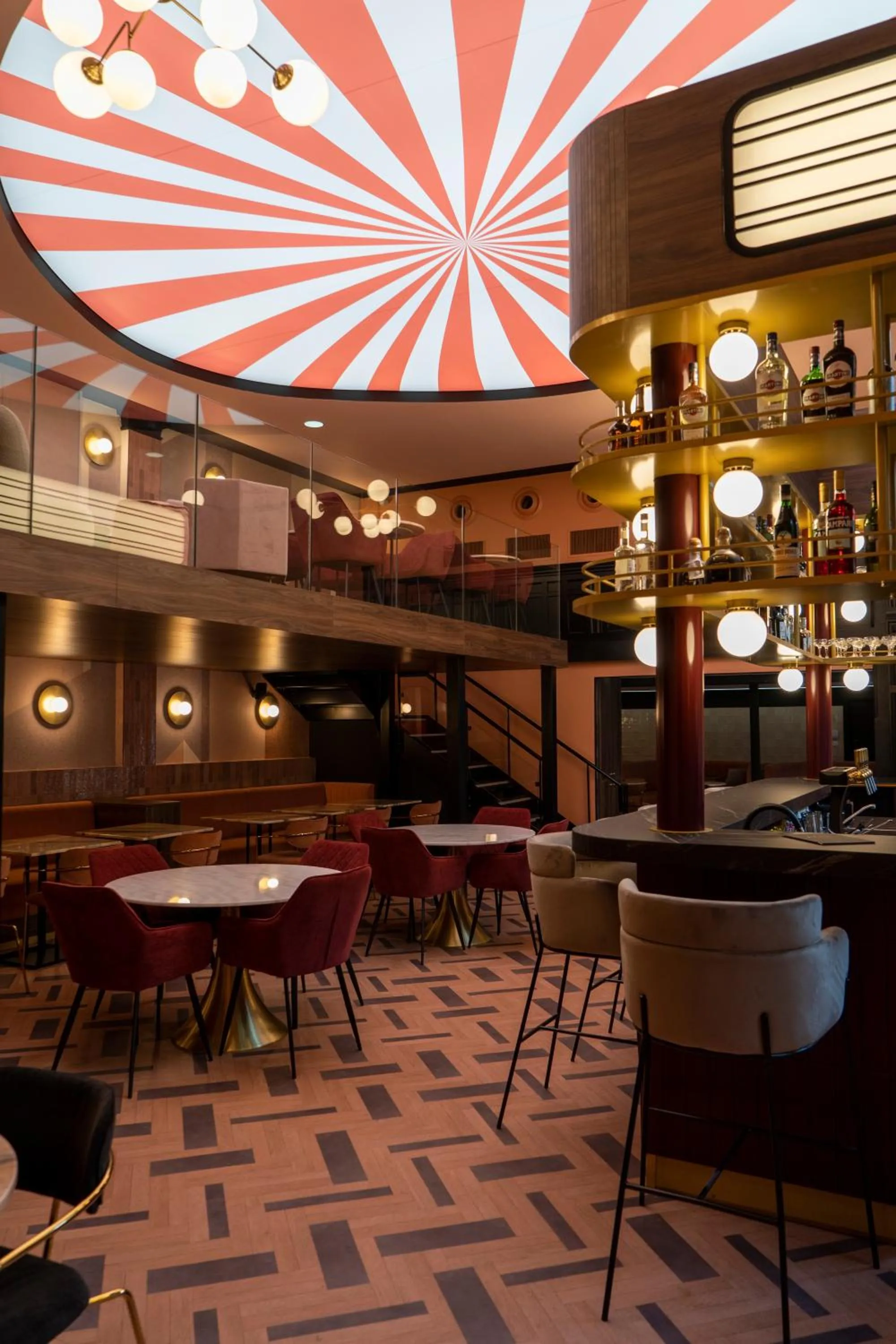 Restaurant/places to eat in ClapClap Hôtel, Food & Bar