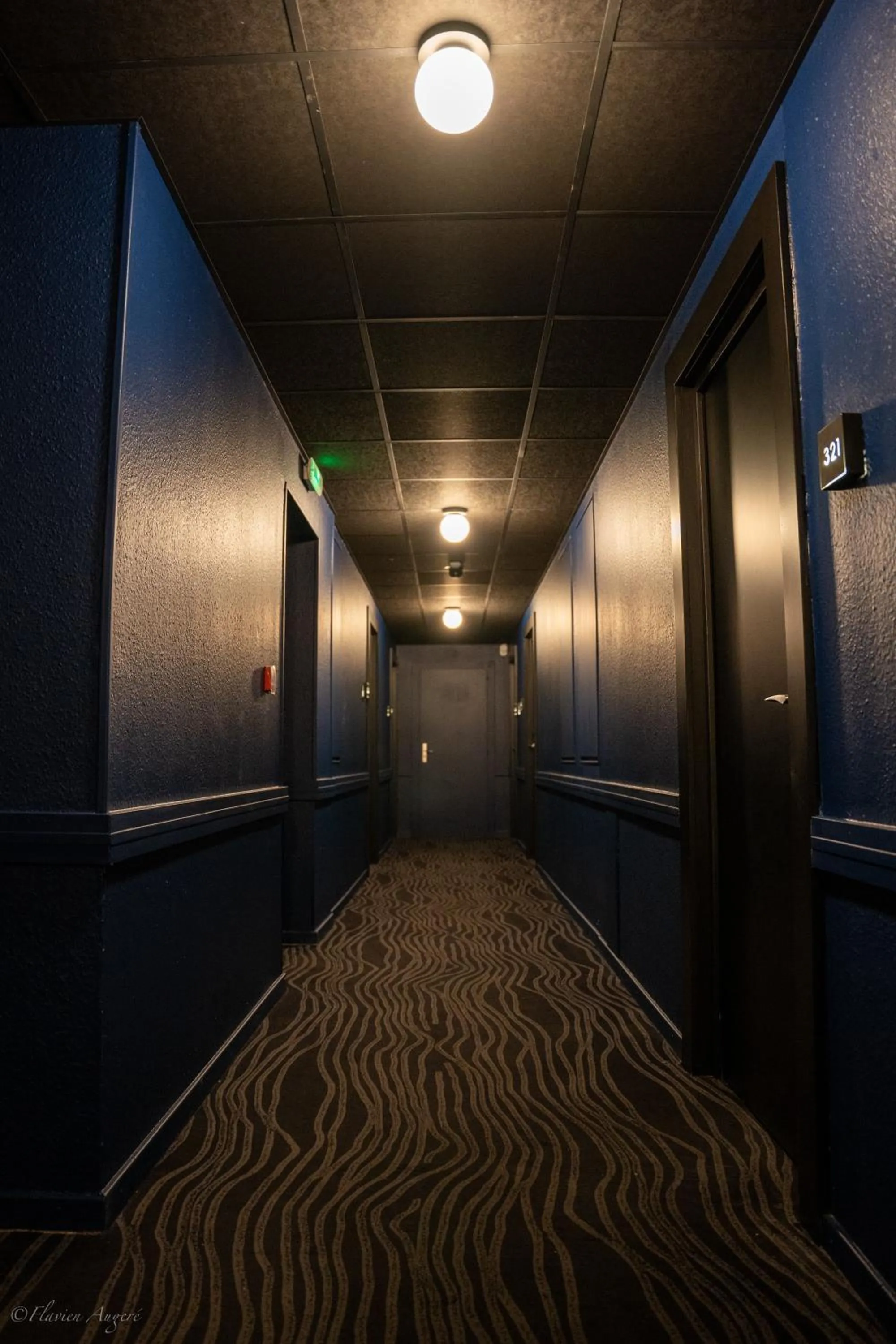 Property building in ClapClap Hôtel, Food & Bar