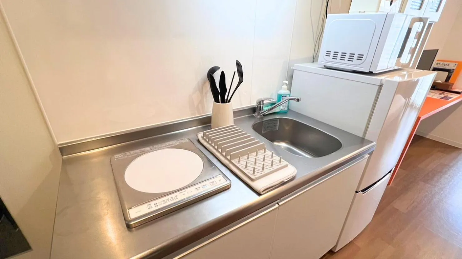 kitchen in Apartment Hotel Ecott