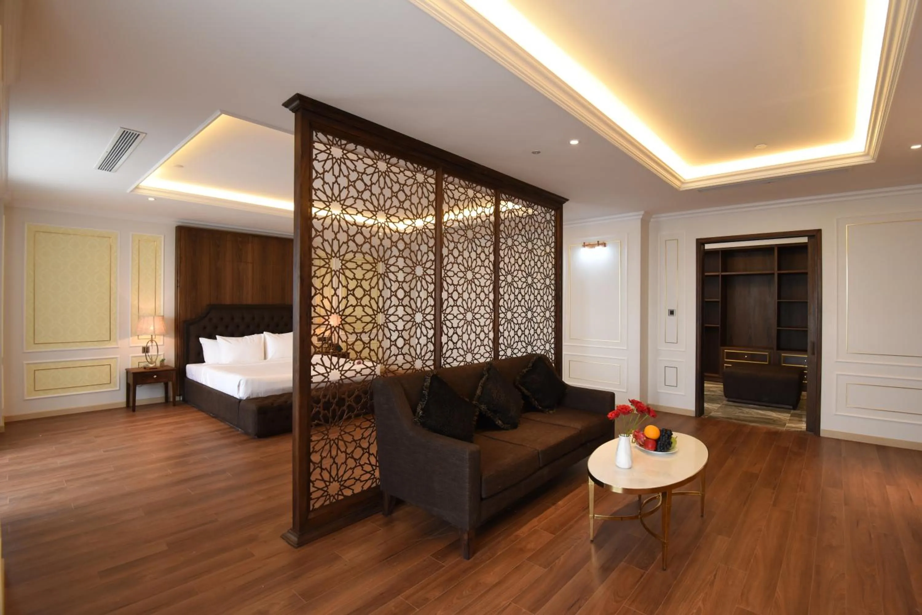 Bed in Phu Cuong Hotel Ca Mau