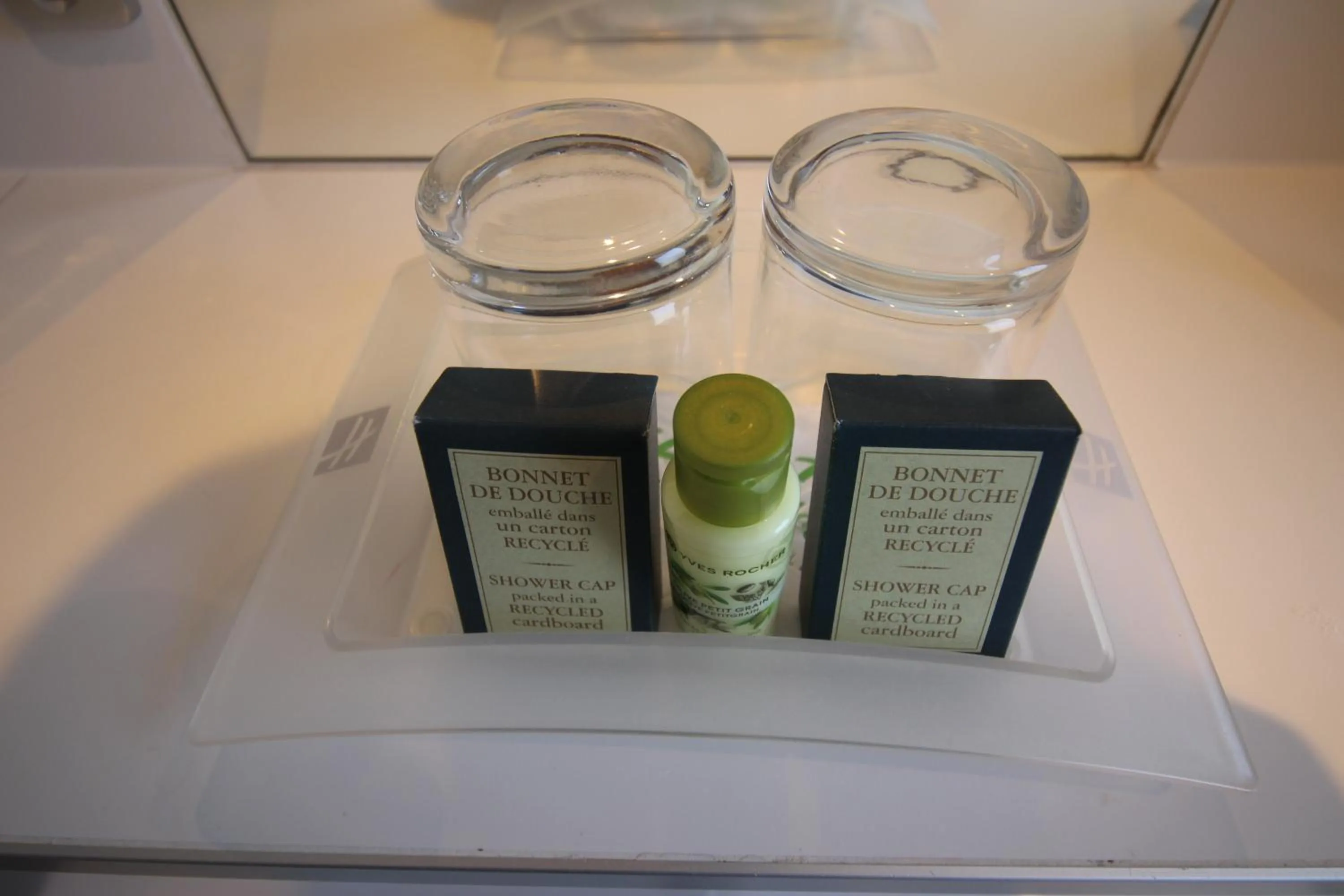 Photo of the whole room in Holiday Inn Paris-Auteuil by IHG