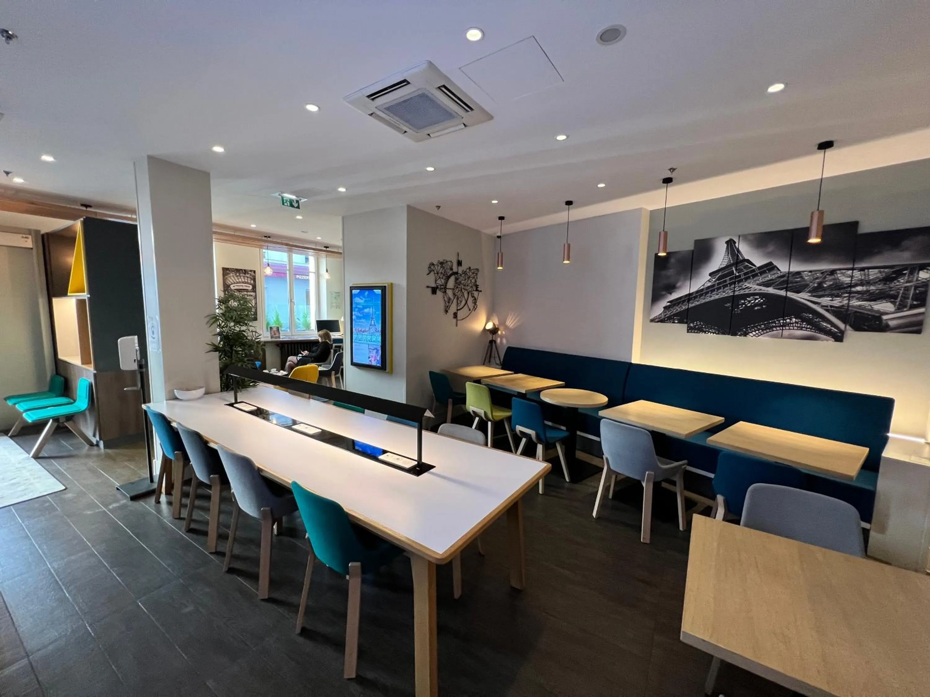 Business facilities in Holiday Inn Paris-Auteuil by IHG