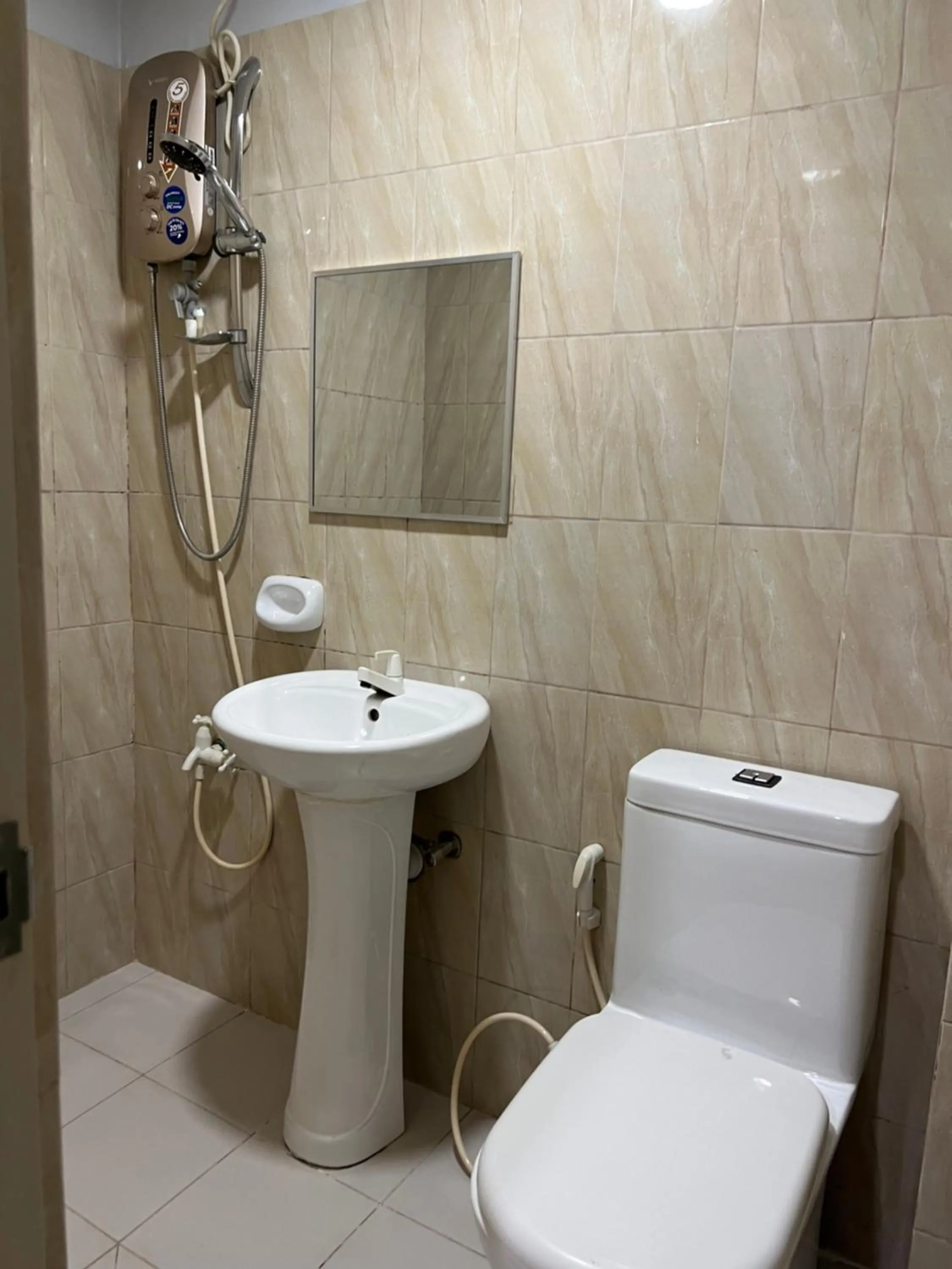 Ging-Ging Tourist Inn