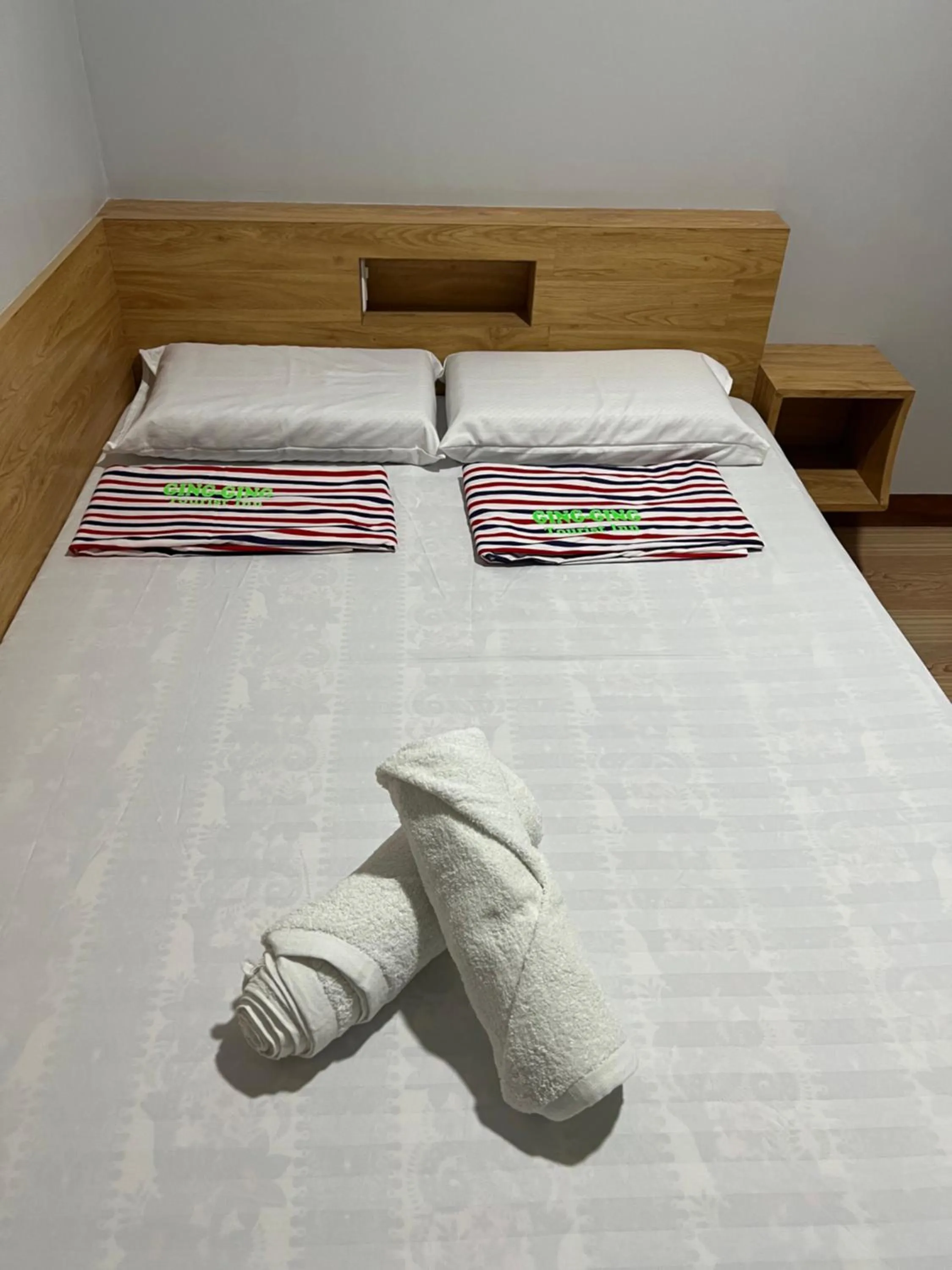 Bed in Ging-Ging Tourist Inn