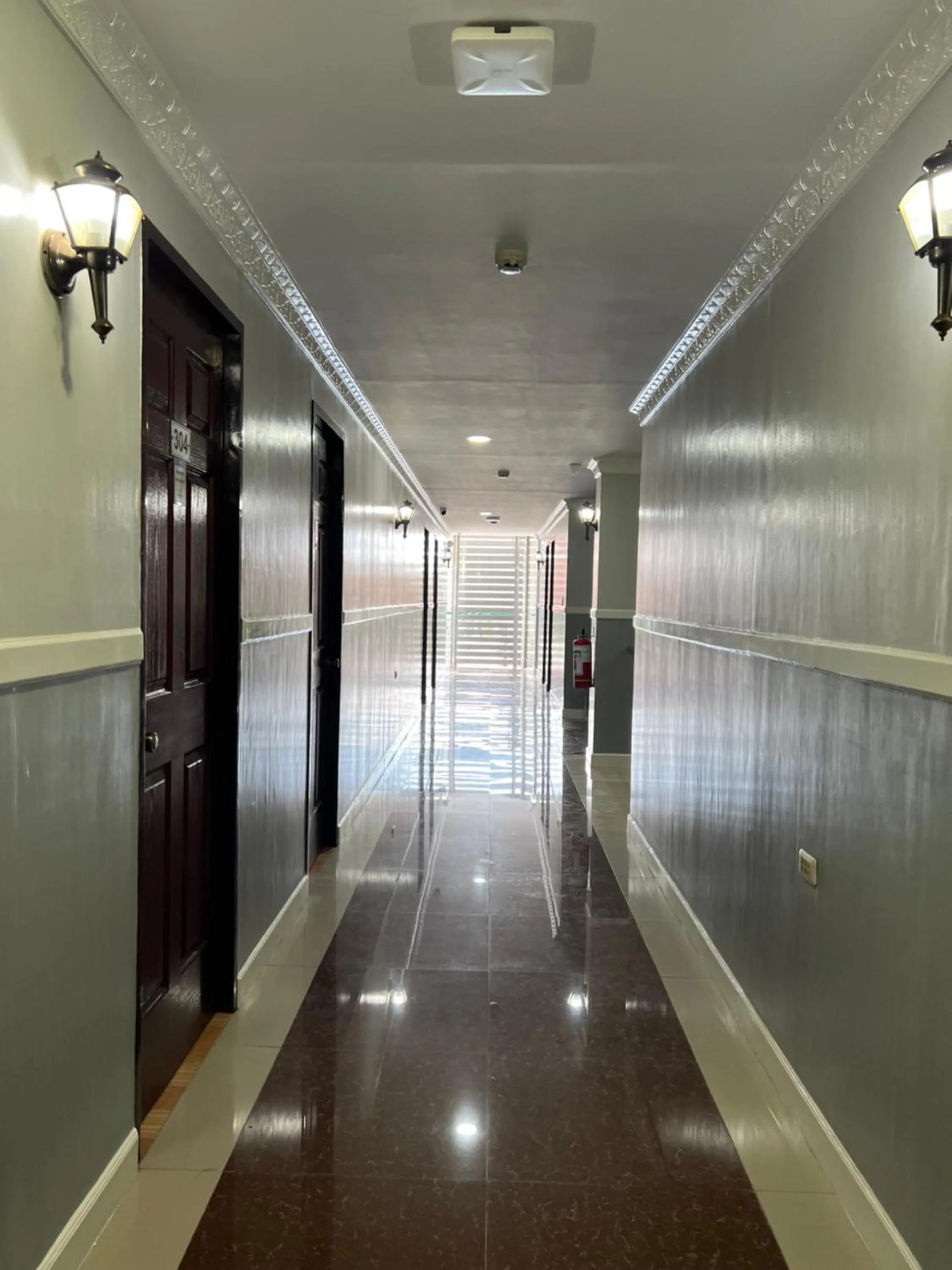 Property building in Ging-Ging Tourist Inn