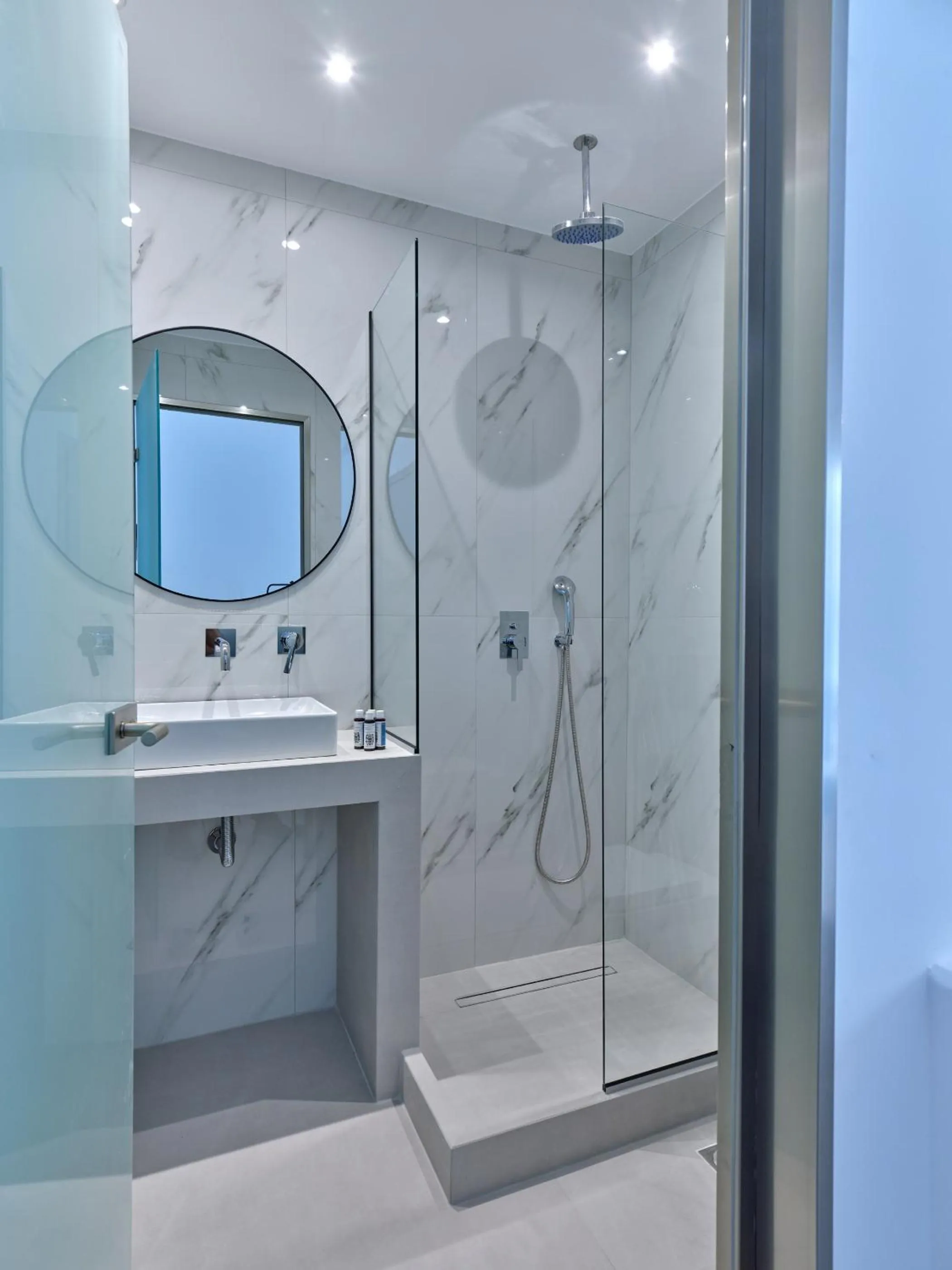 Bathroom in Acropolis