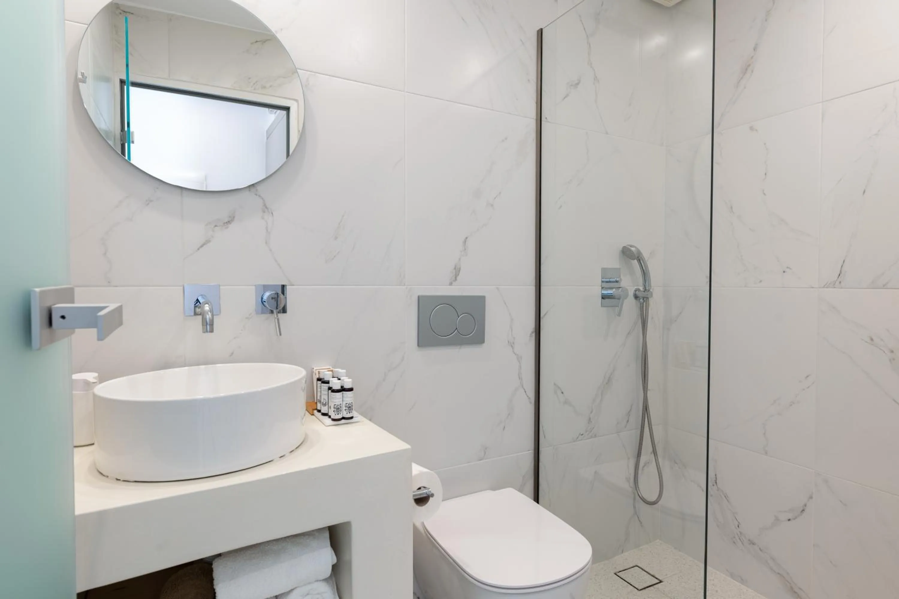 Bathroom in Acropolis