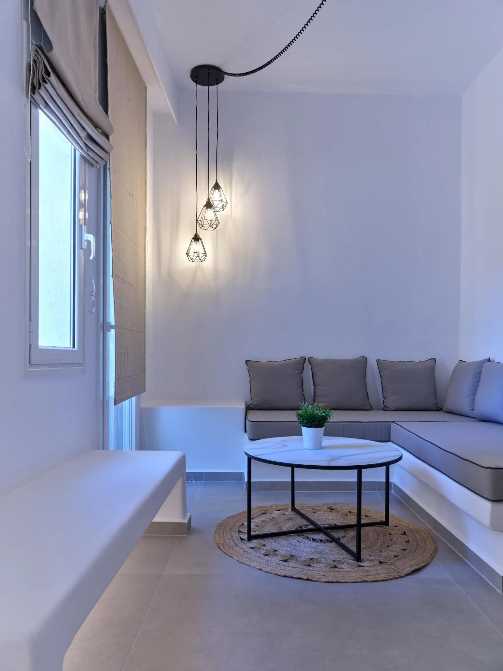 Living room in Acropolis